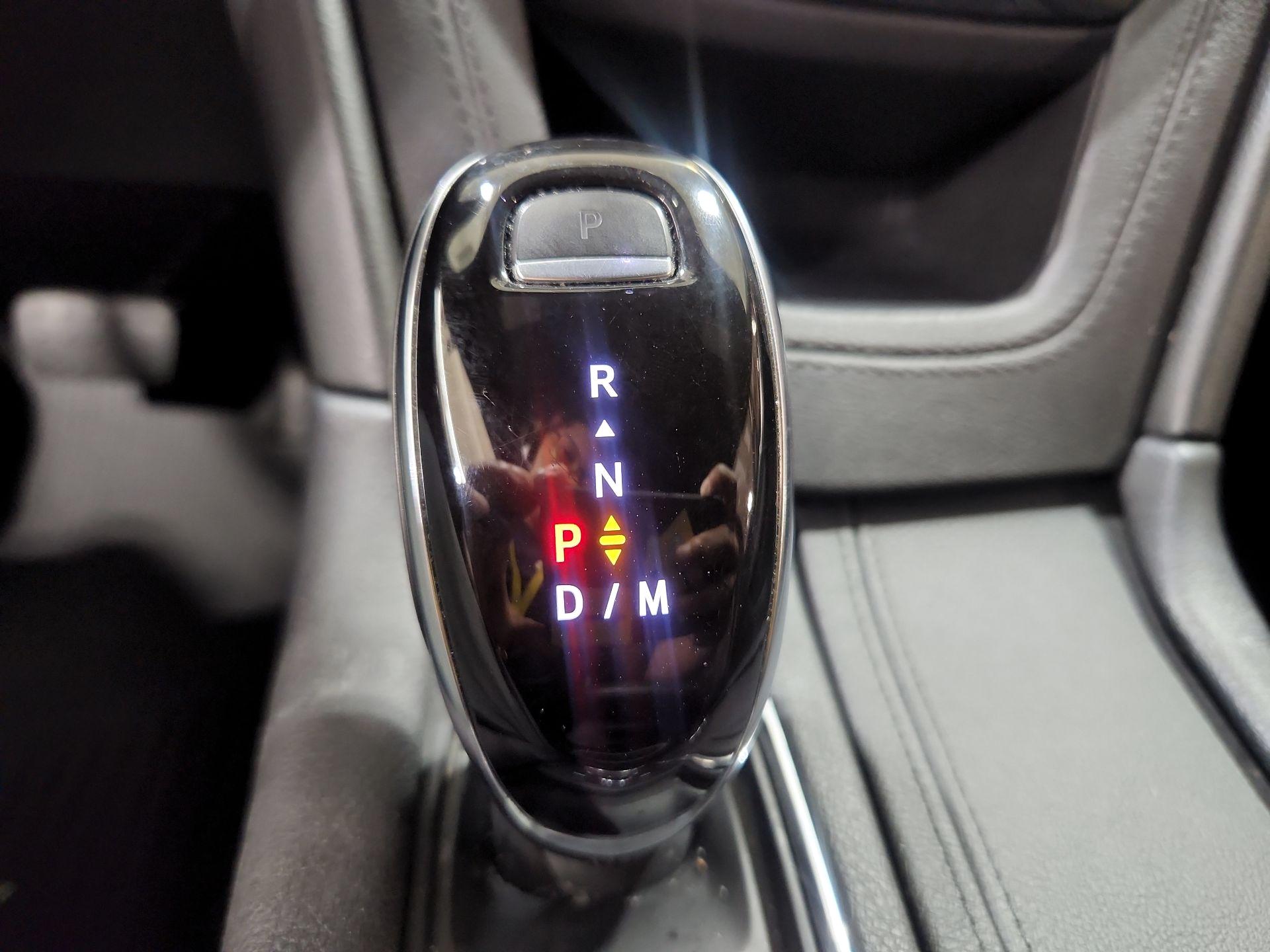 Thumbnail: 2021 Cadillac XT6 - 18