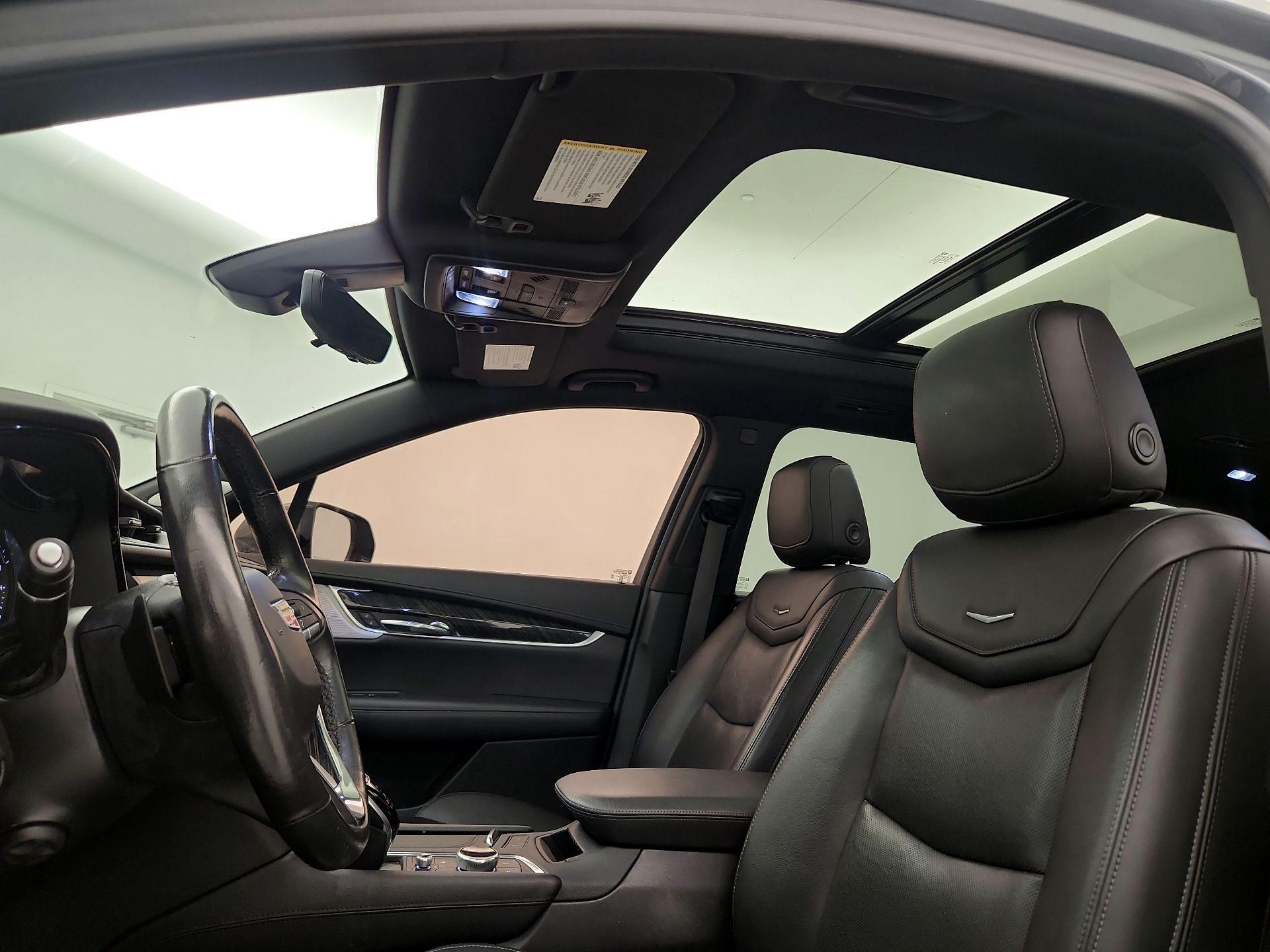 Thumbnail: 2021 Cadillac XT6 - 19