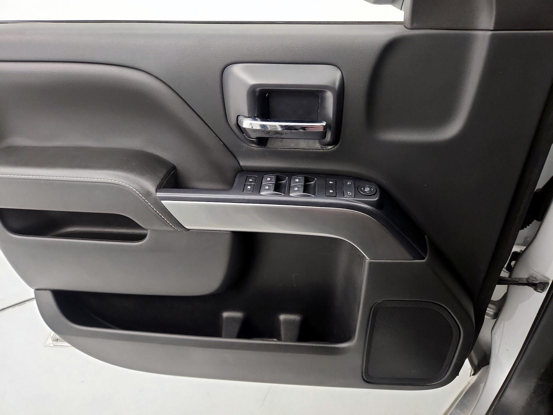 Thumbnail: 2019 Chevrolet Silverado 1500 - 12