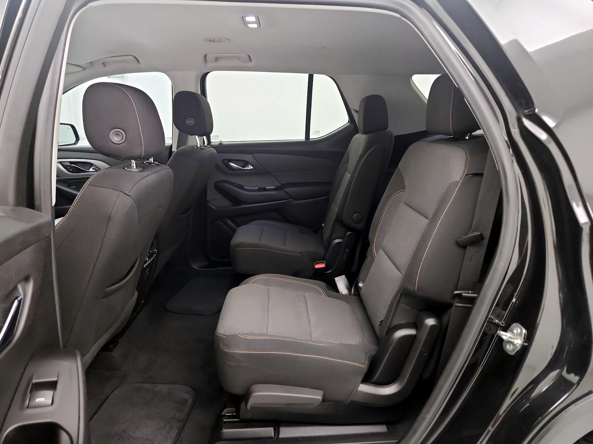 Thumbnail: 2020 Chevrolet Traverse - 19
