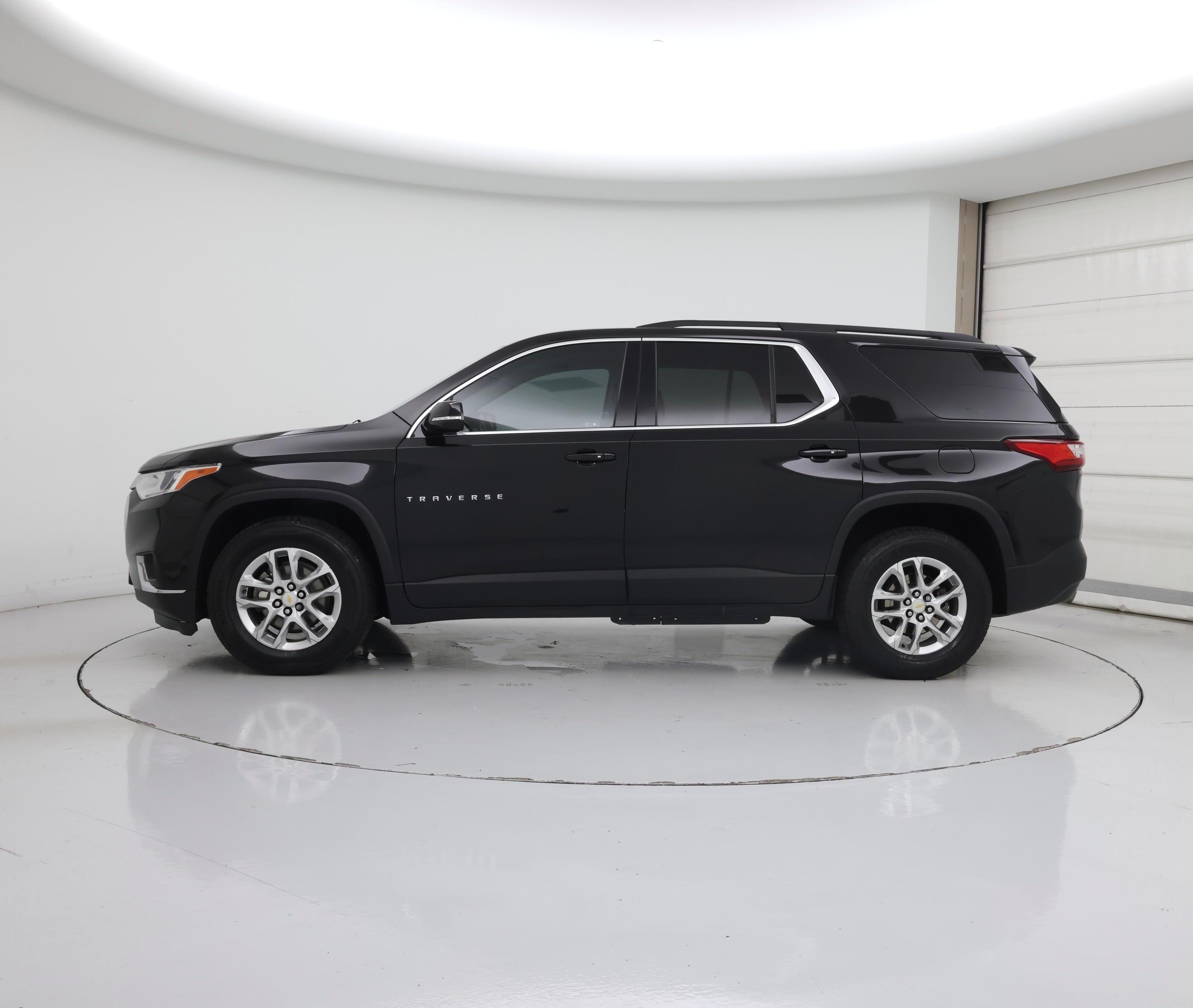Thumbnail: 2020 Chevrolet Traverse - 3