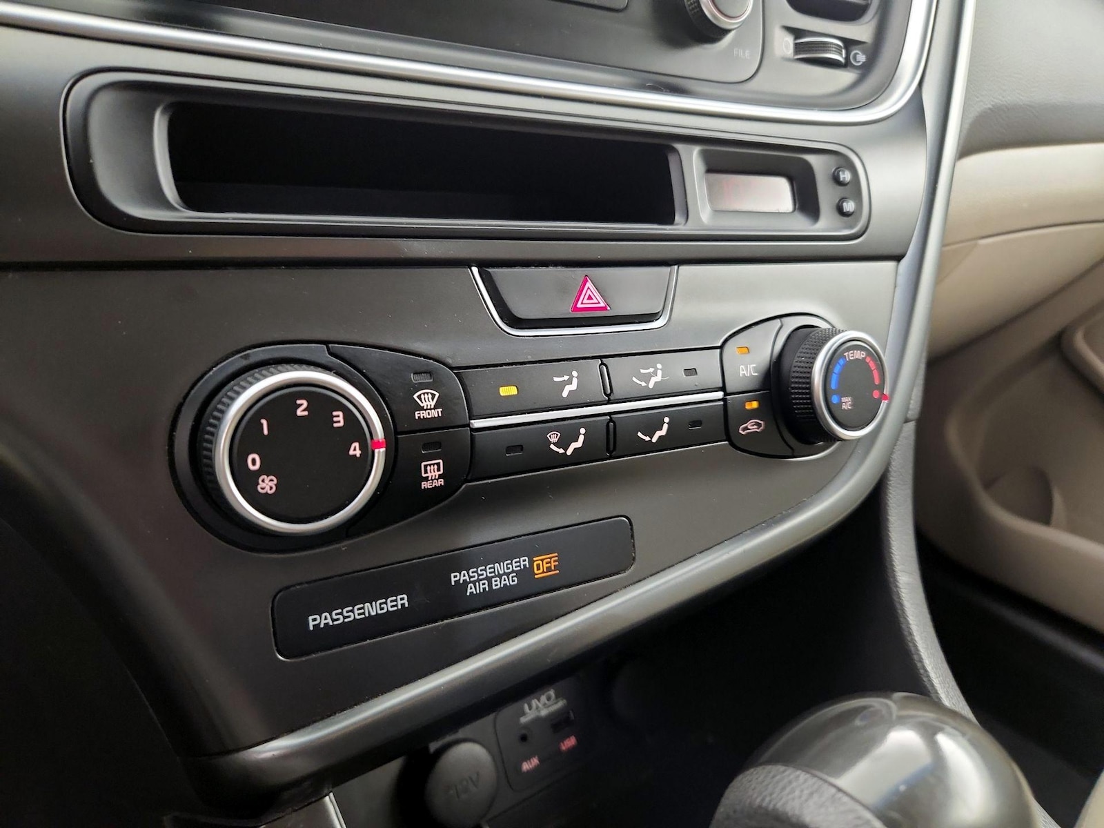 2015 Kia Optima LX - Photo 17