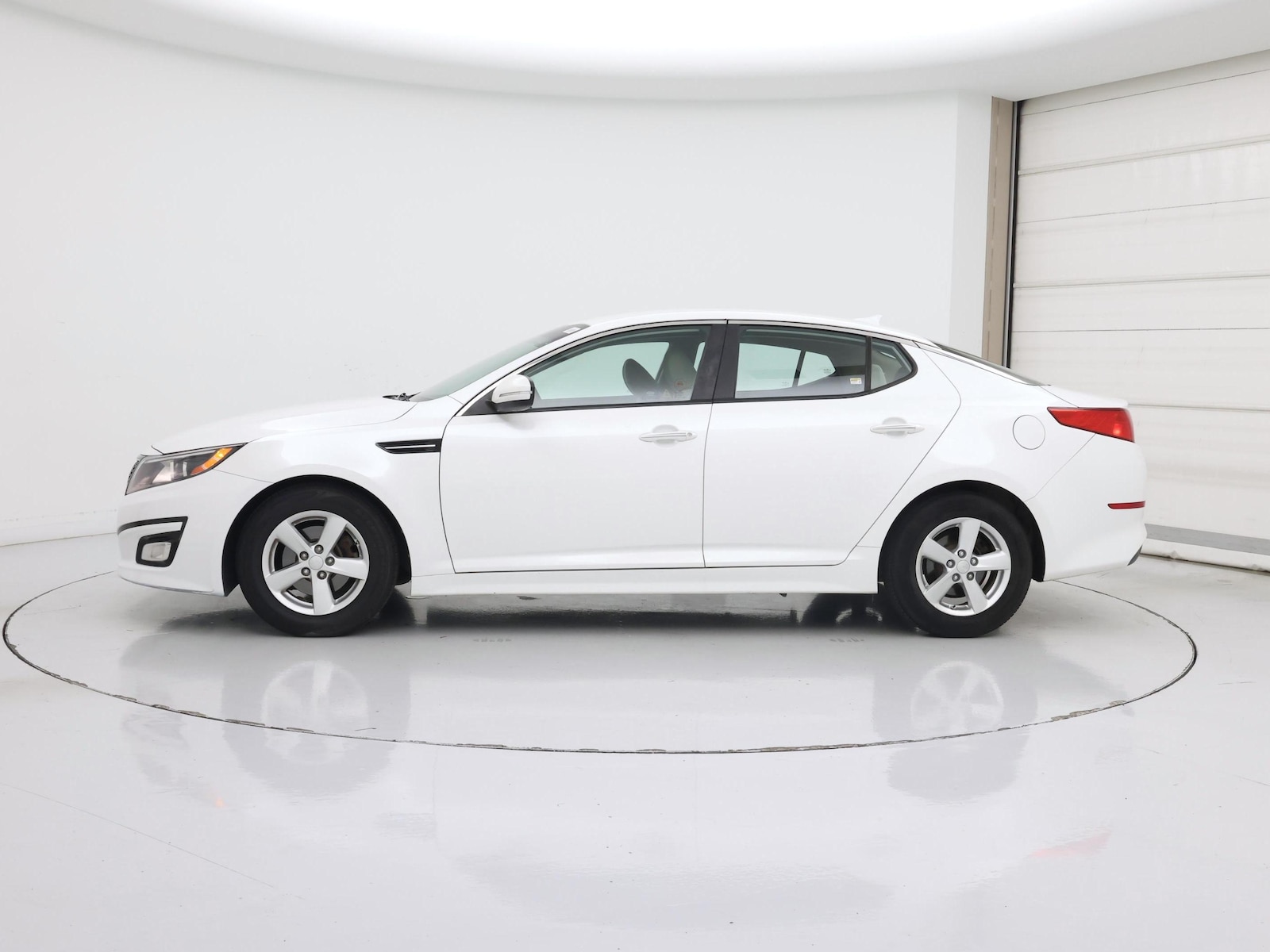 2015 Kia Optima LX - Photo 4