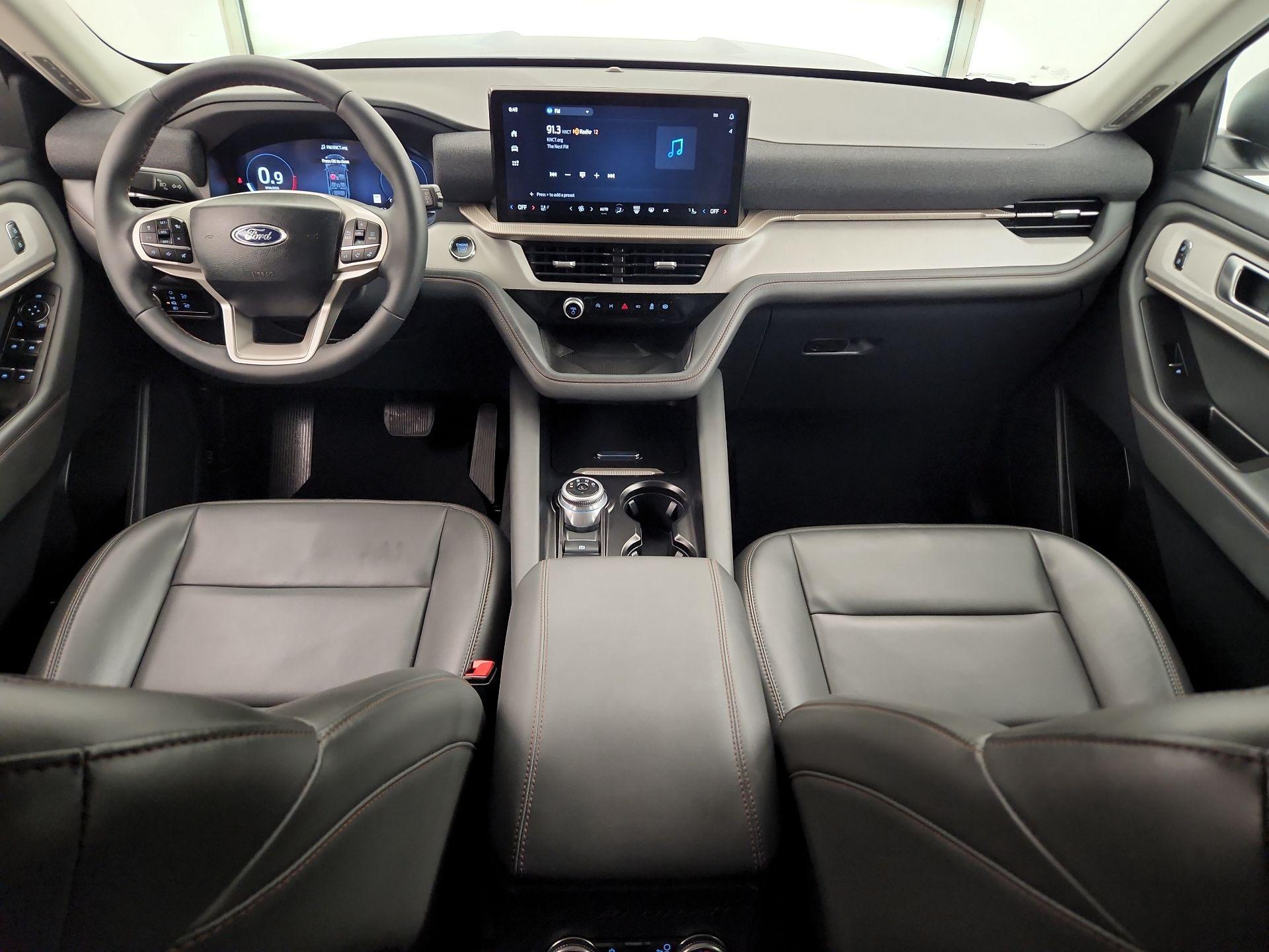 Thumbnail: 2025 Ford Explorer - 9