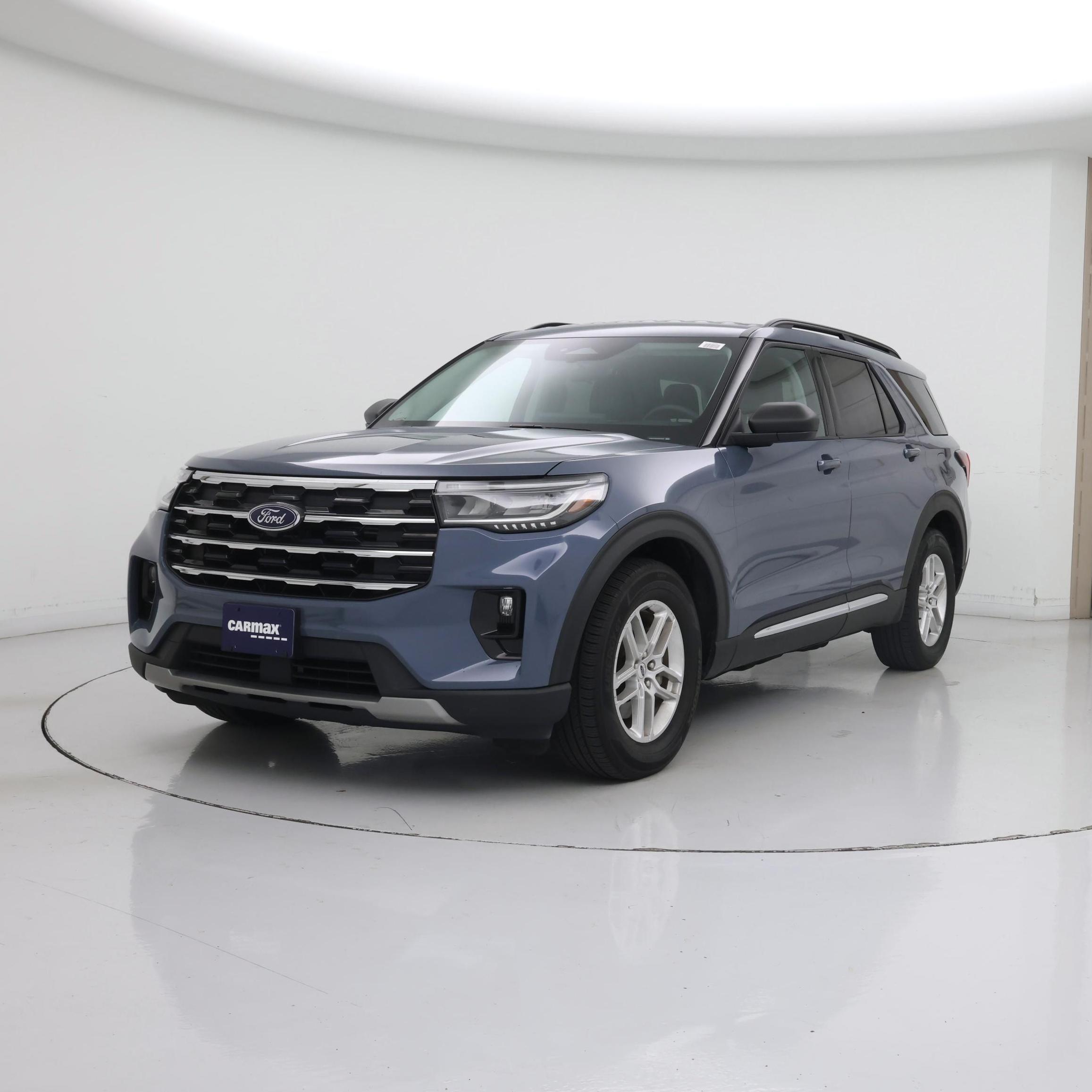 Thumbnail: 2025 Ford Explorer - 4