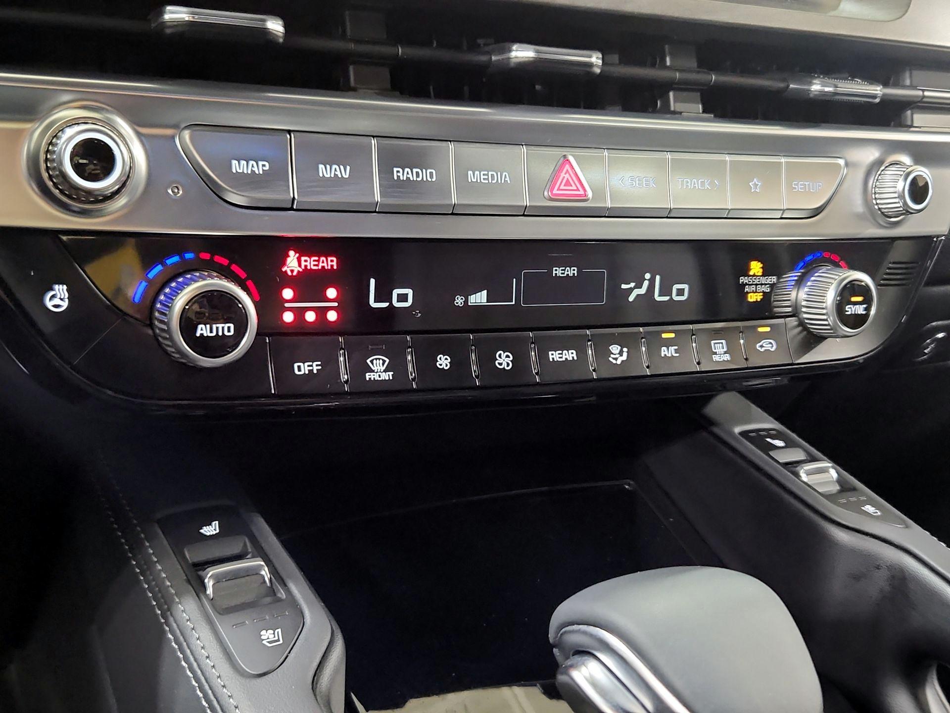 Thumbnail: 2024 Kia Telluride - 17