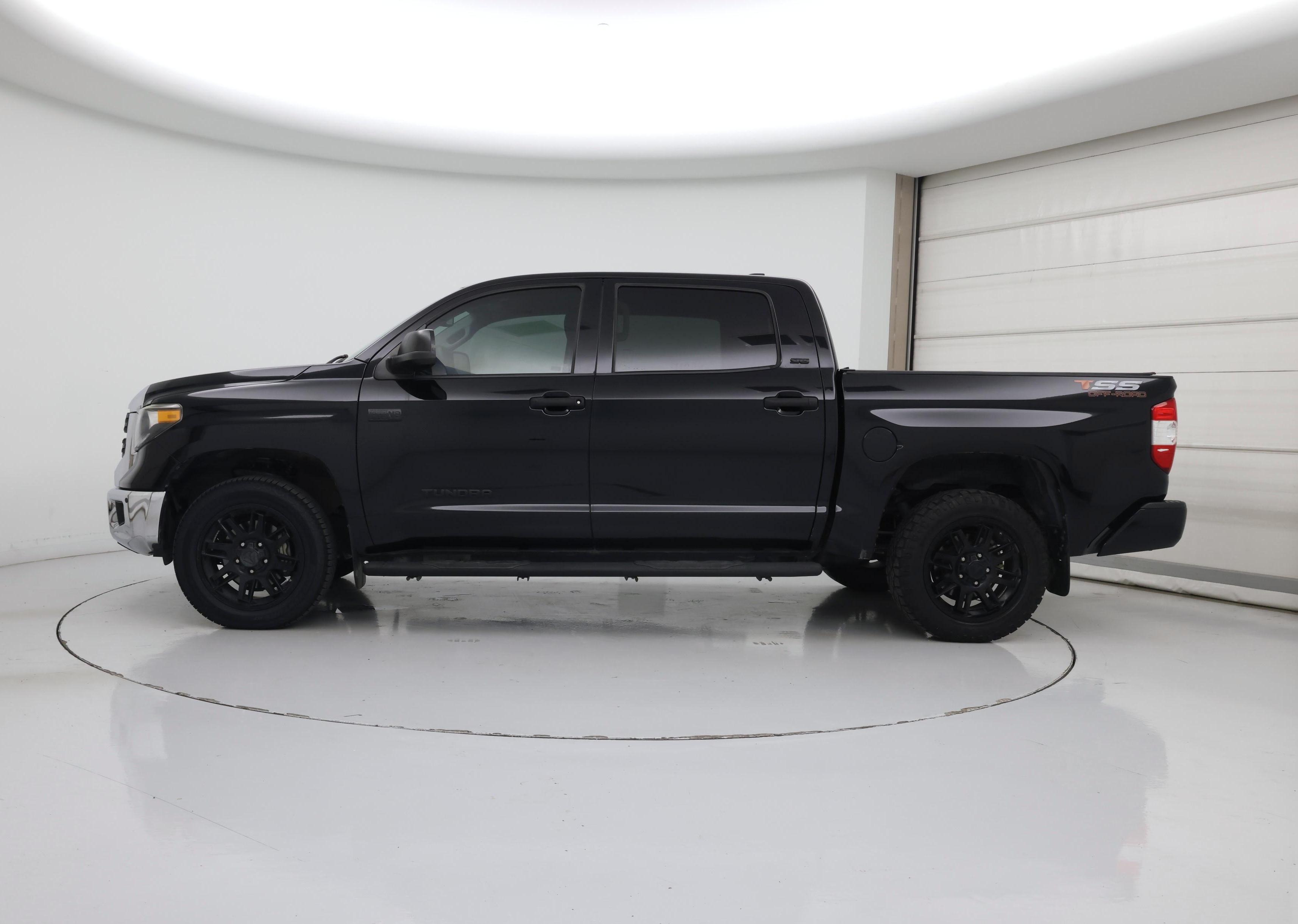 Thumbnail: 2021 Toyota Tundra - 3