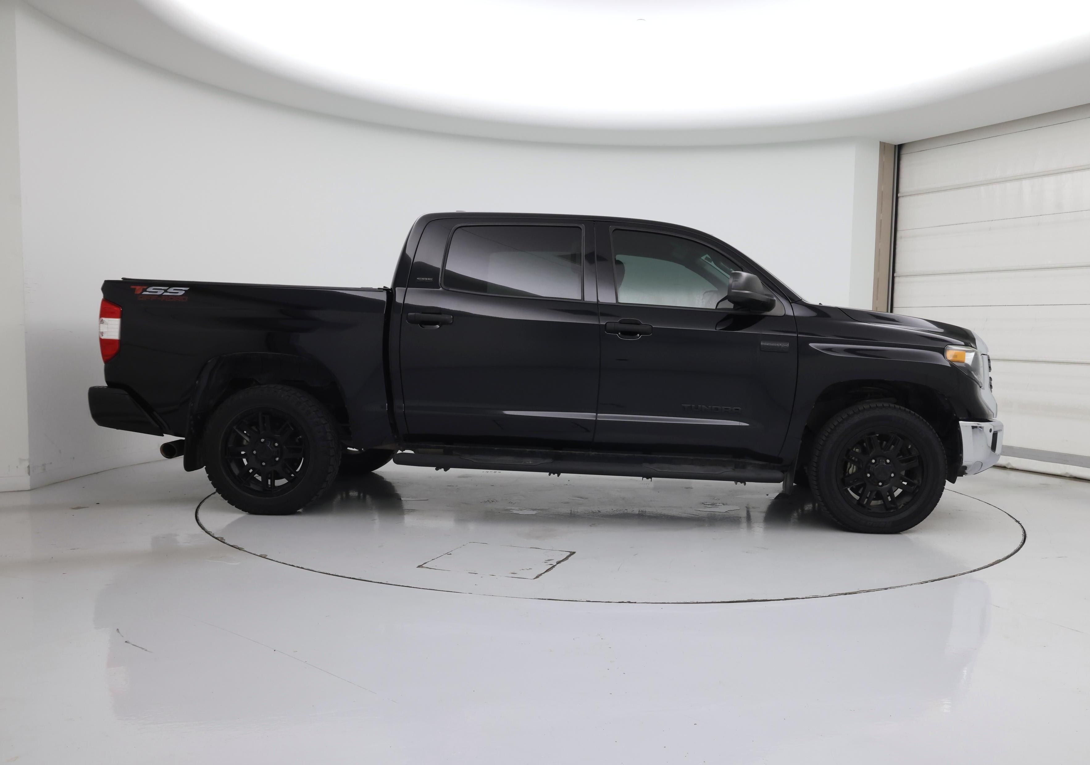 Thumbnail: 2021 Toyota Tundra - 7