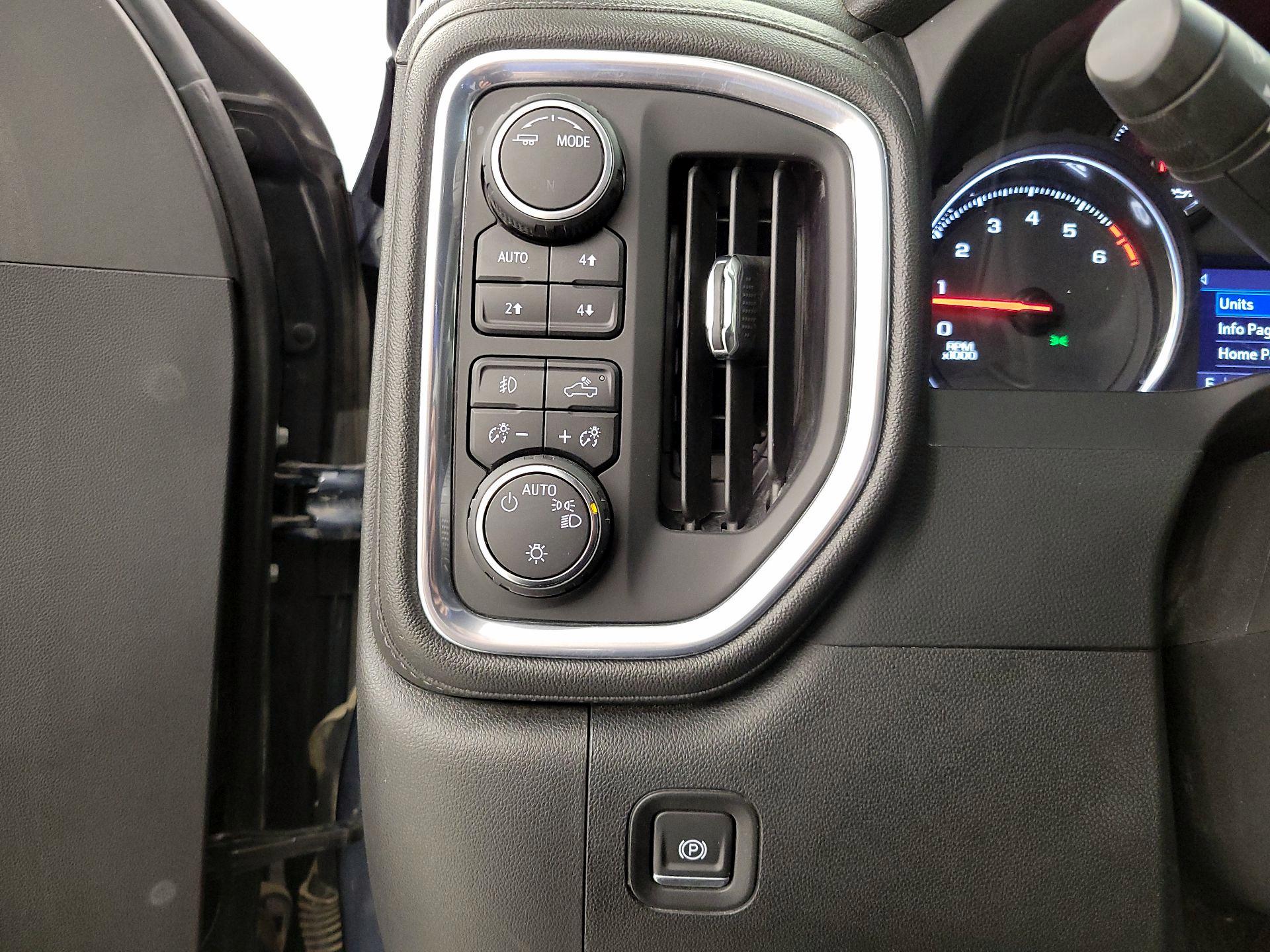 Thumbnail: 2022 Chevrolet Silverado 1500 - 13