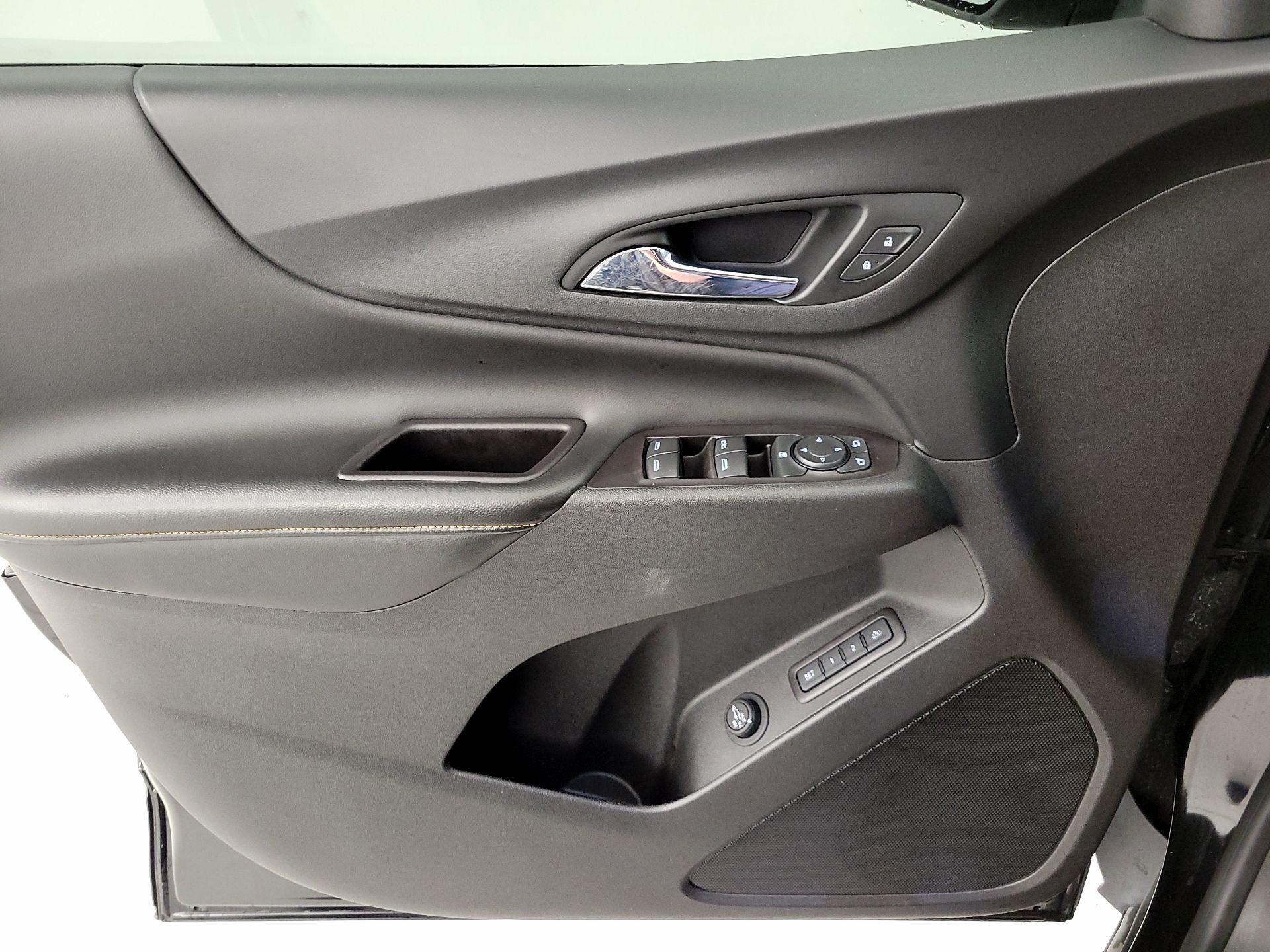 Thumbnail: 2021 Chevrolet Equinox - 12