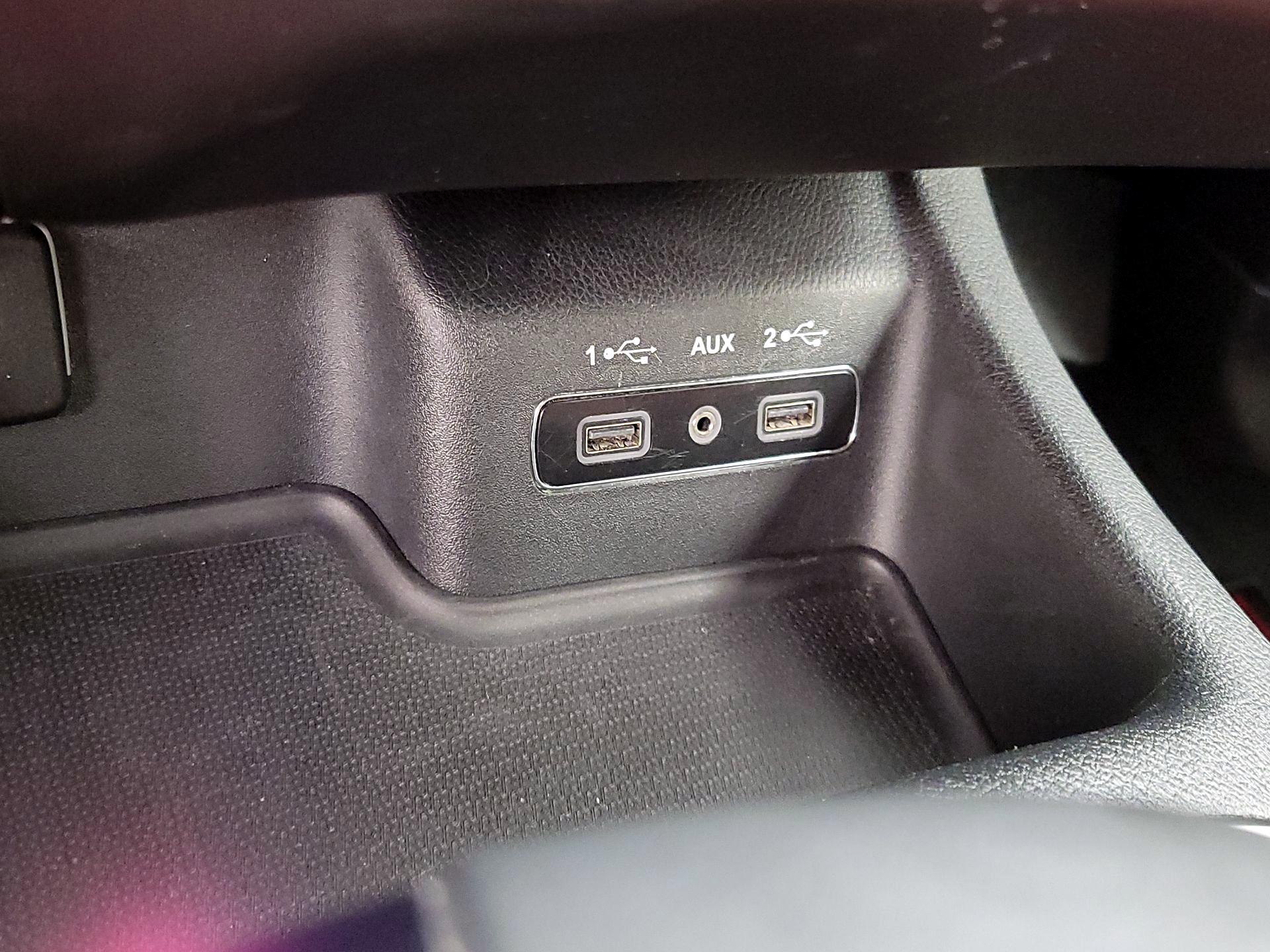 Thumbnail: 2018 Dodge Durango - 19