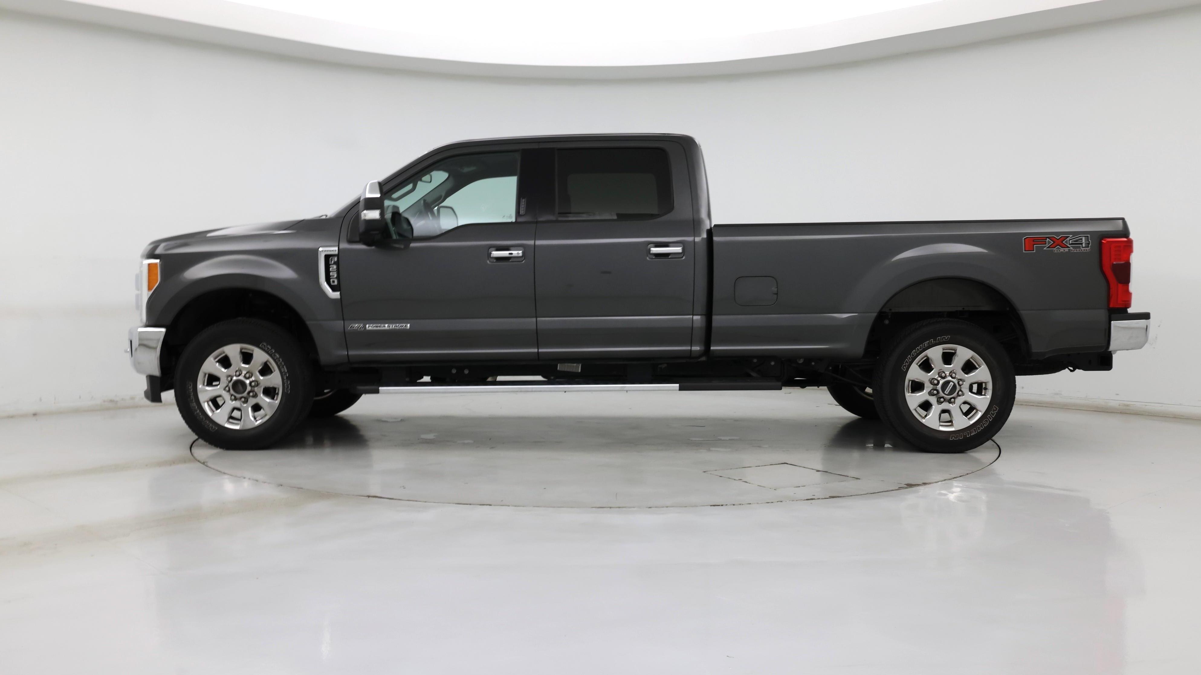 Thumbnail: 2019 Ford F-250 - 3