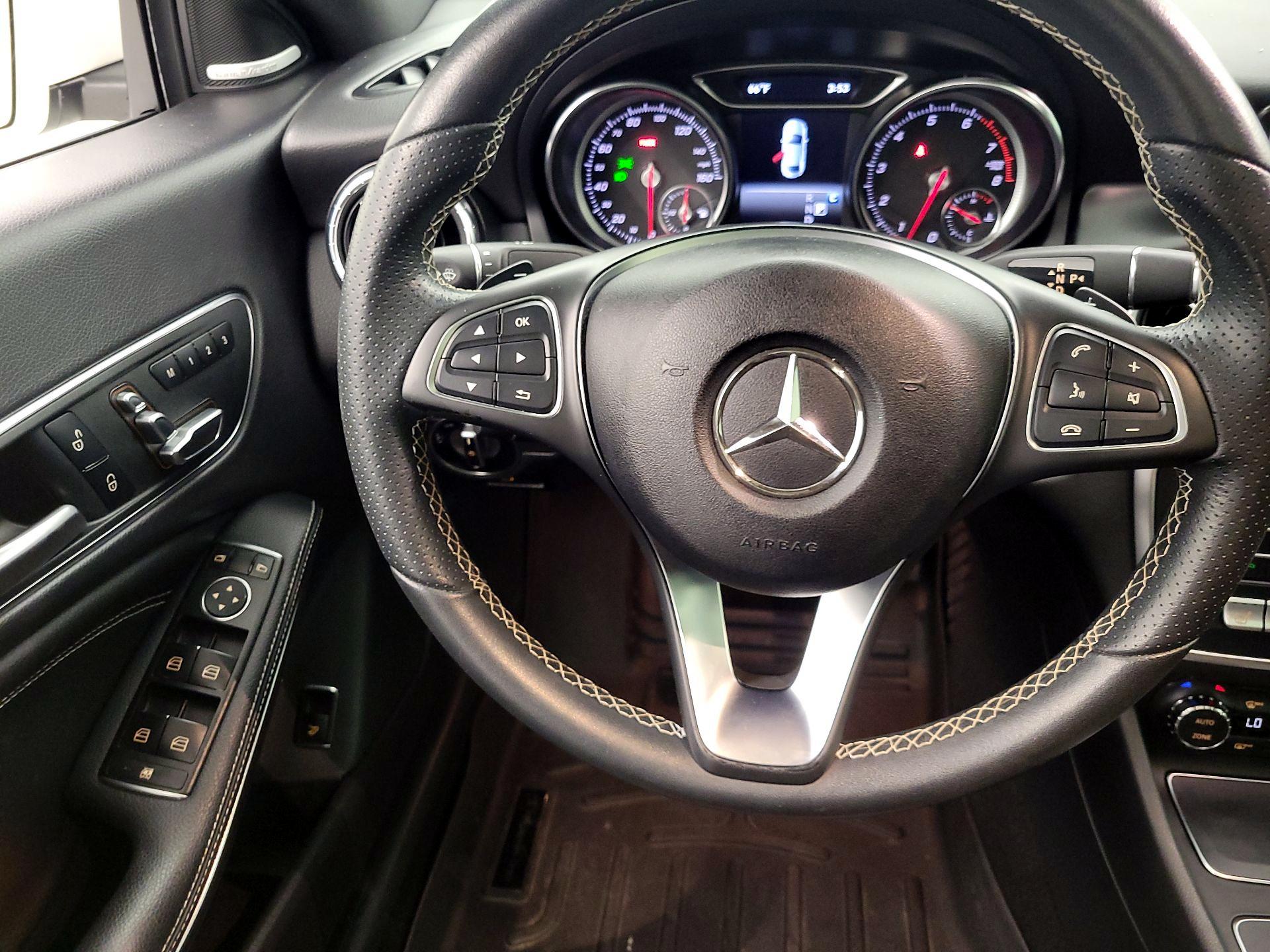 Thumbnail: 2018 Mercedes-Benz CLA - 10