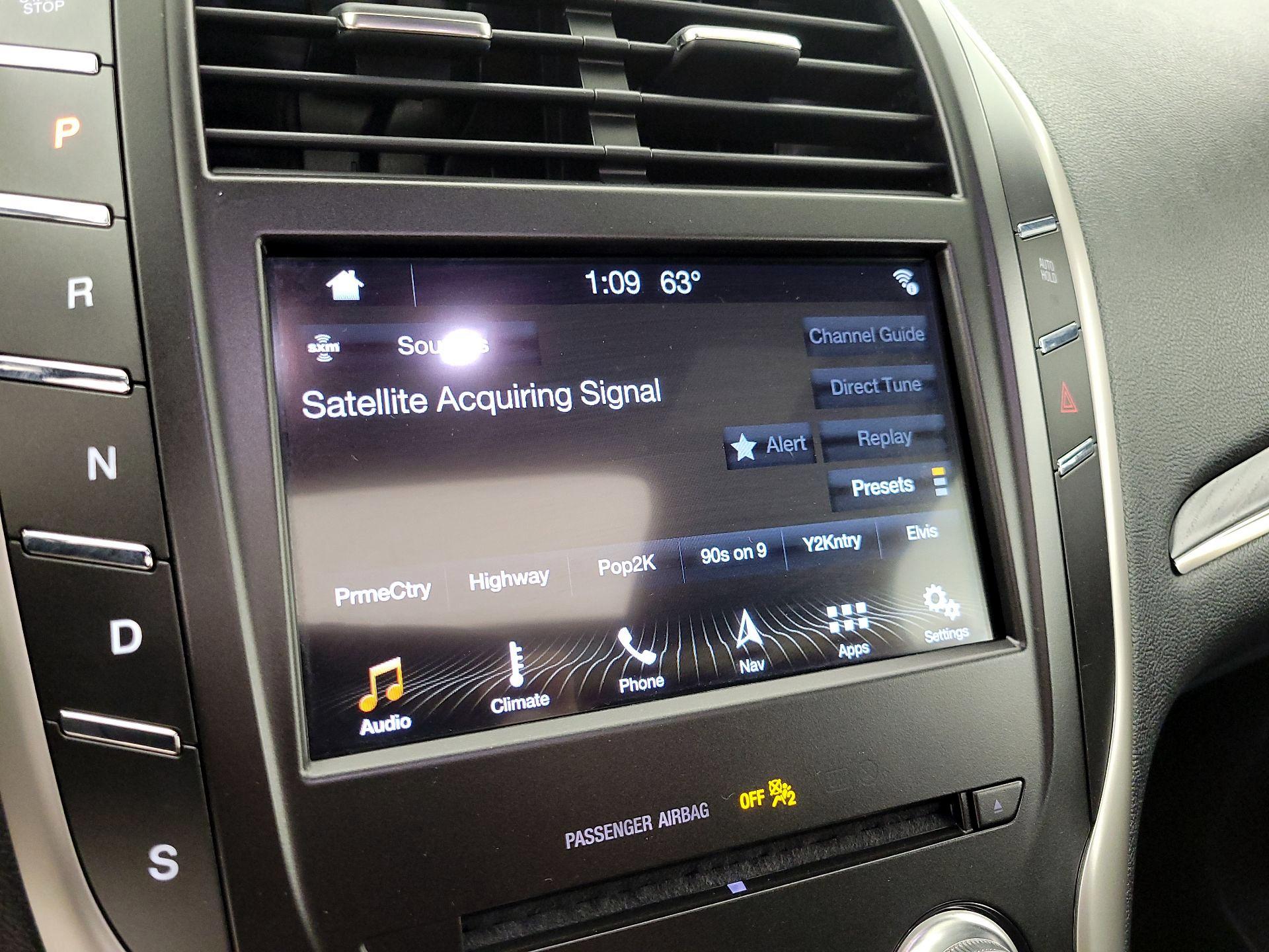 Thumbnail: 2019 Lincoln MKC - 16