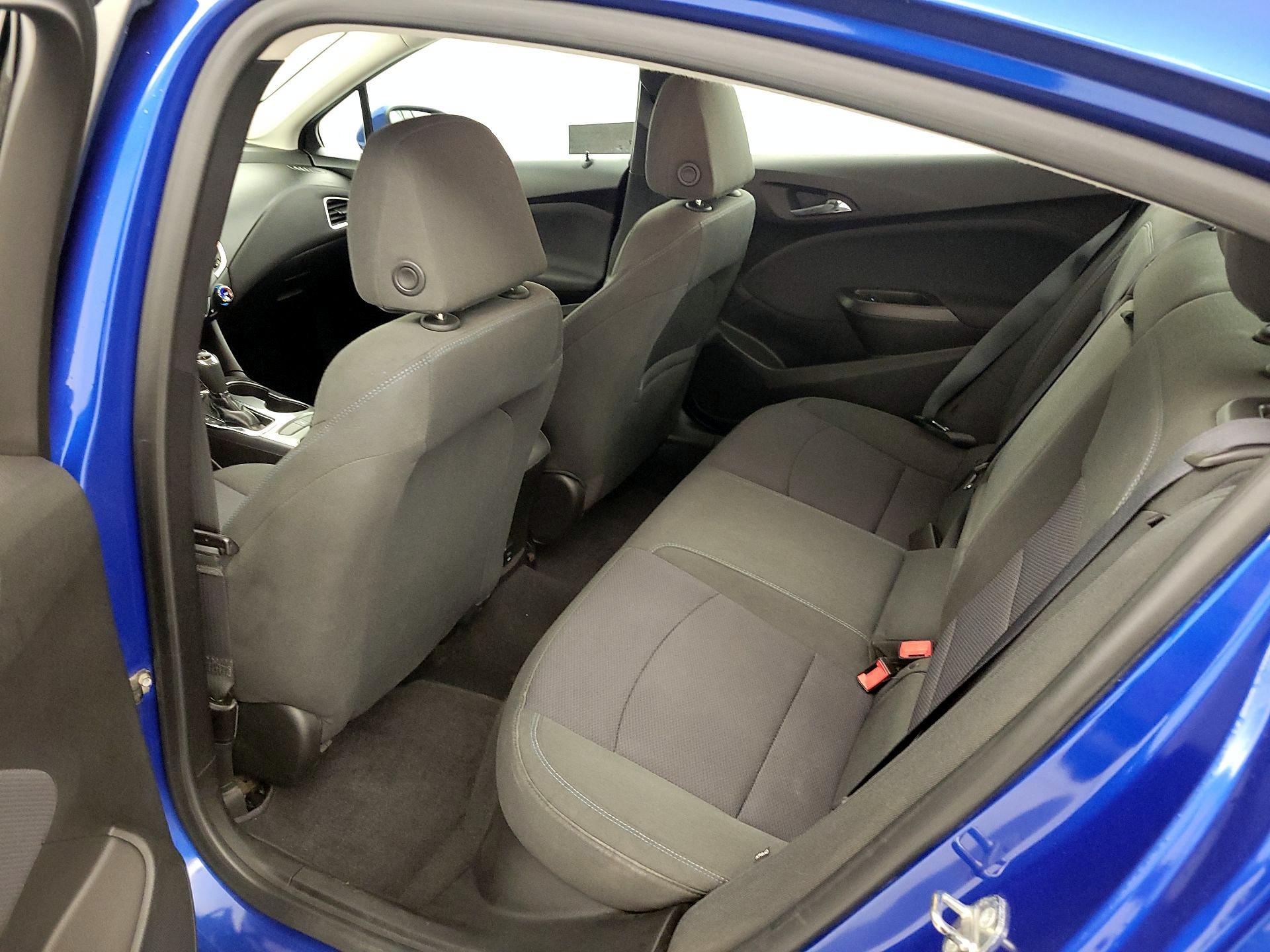 Thumbnail: 2018 Chevrolet Cruze - 19
