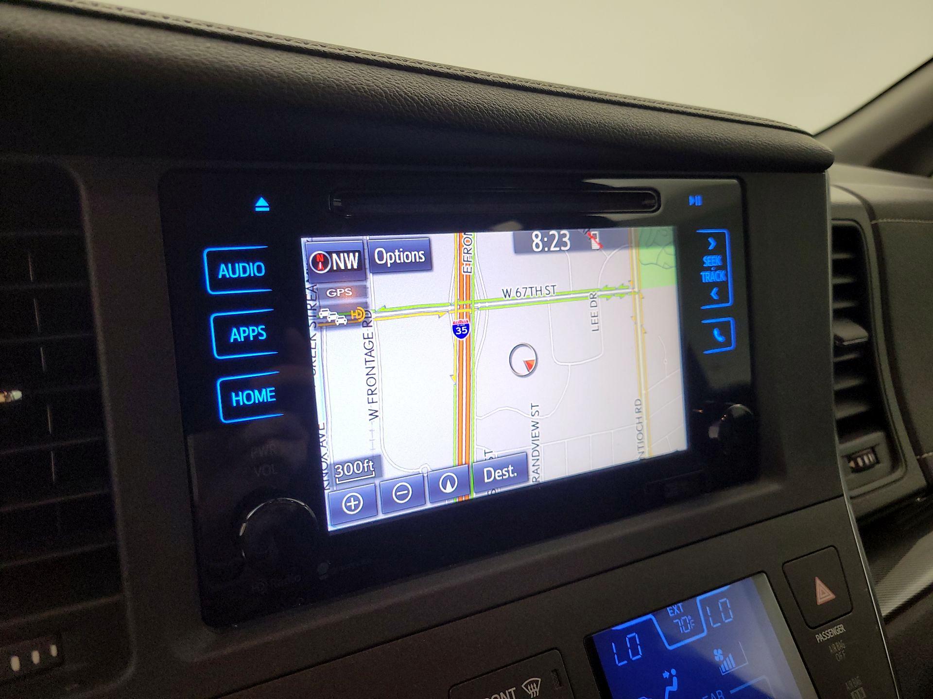 Thumbnail: 2015 Toyota Sienna - 14
