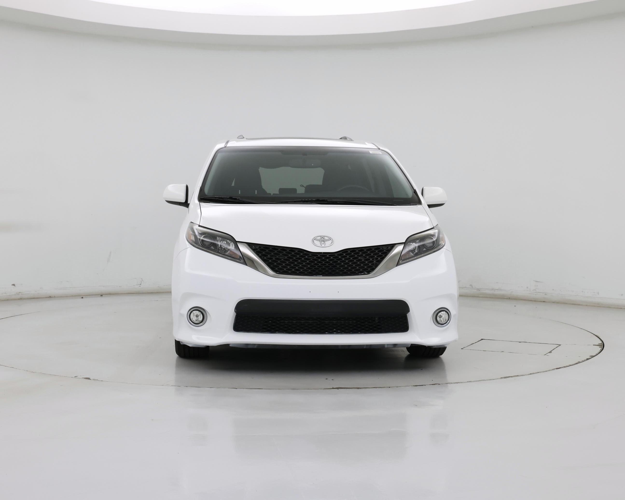 Thumbnail: 2015 Toyota Sienna - 5