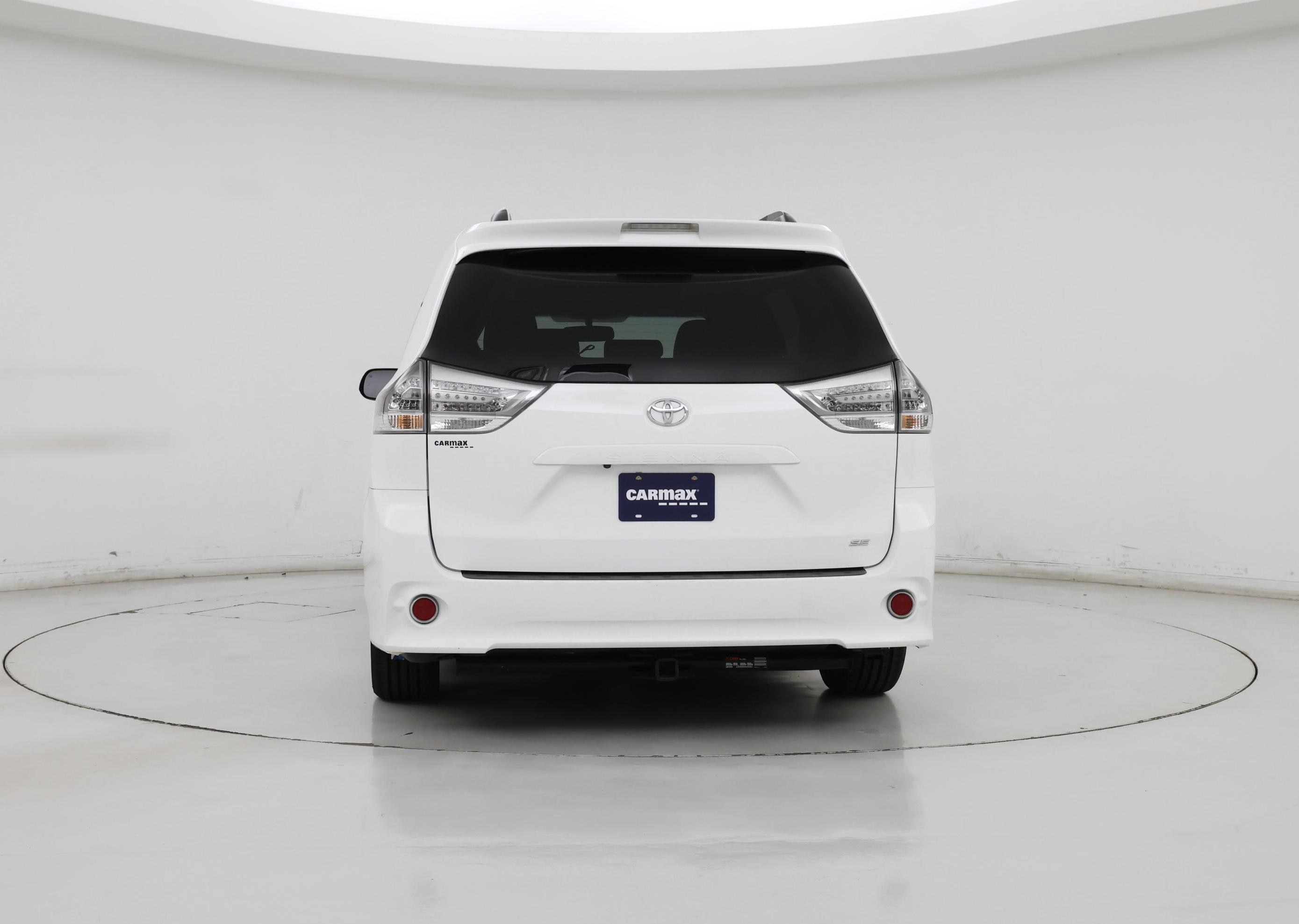 Thumbnail: 2015 Toyota Sienna - 6