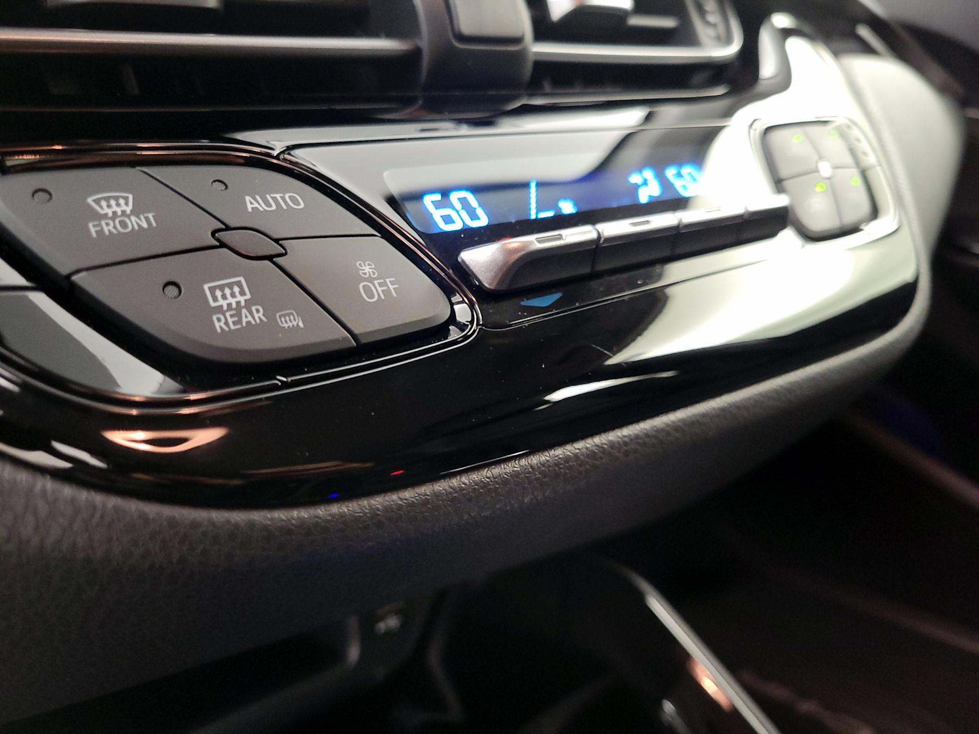 Thumbnail: 2020 Toyota C-HR - 16