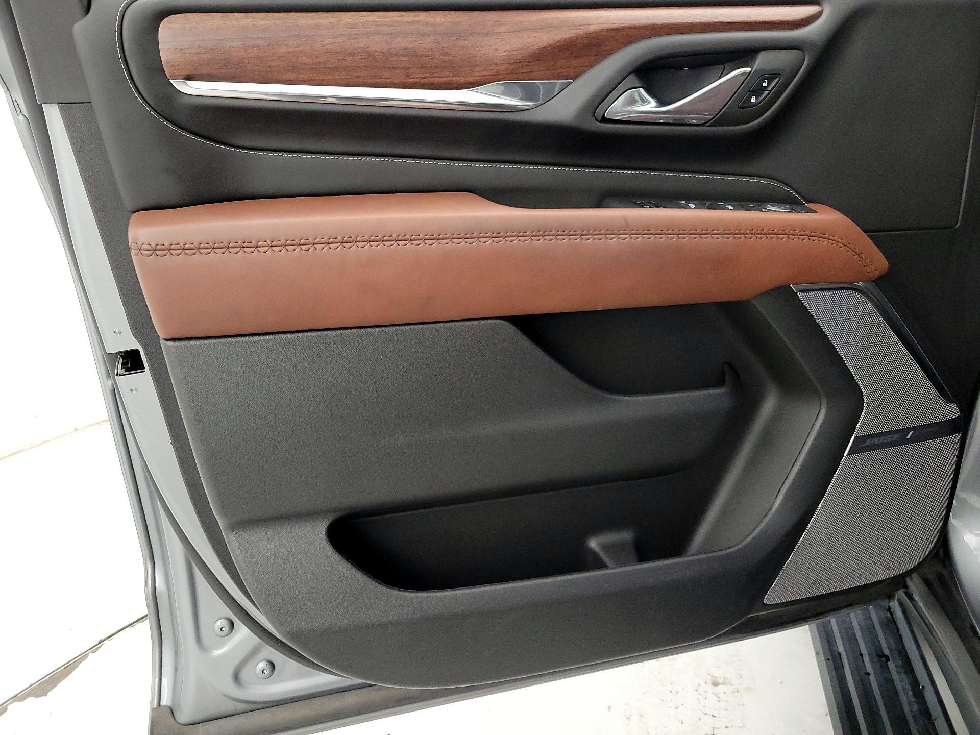 Thumbnail: 2023 GMC Yukon - 12
