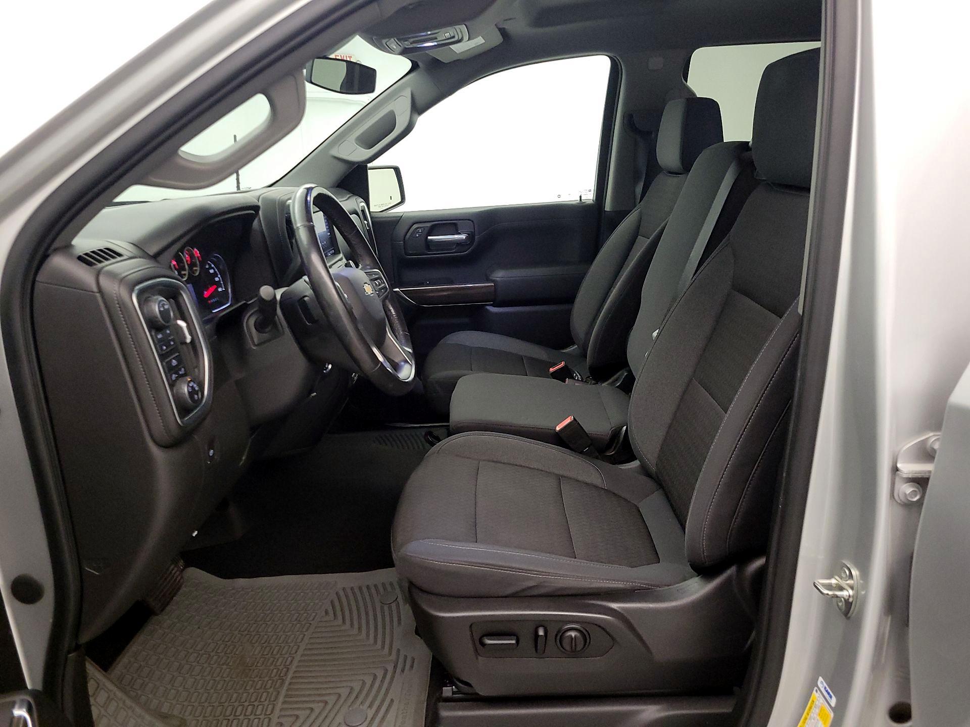 Thumbnail: 2020 Chevrolet Silverado 1500 - 11