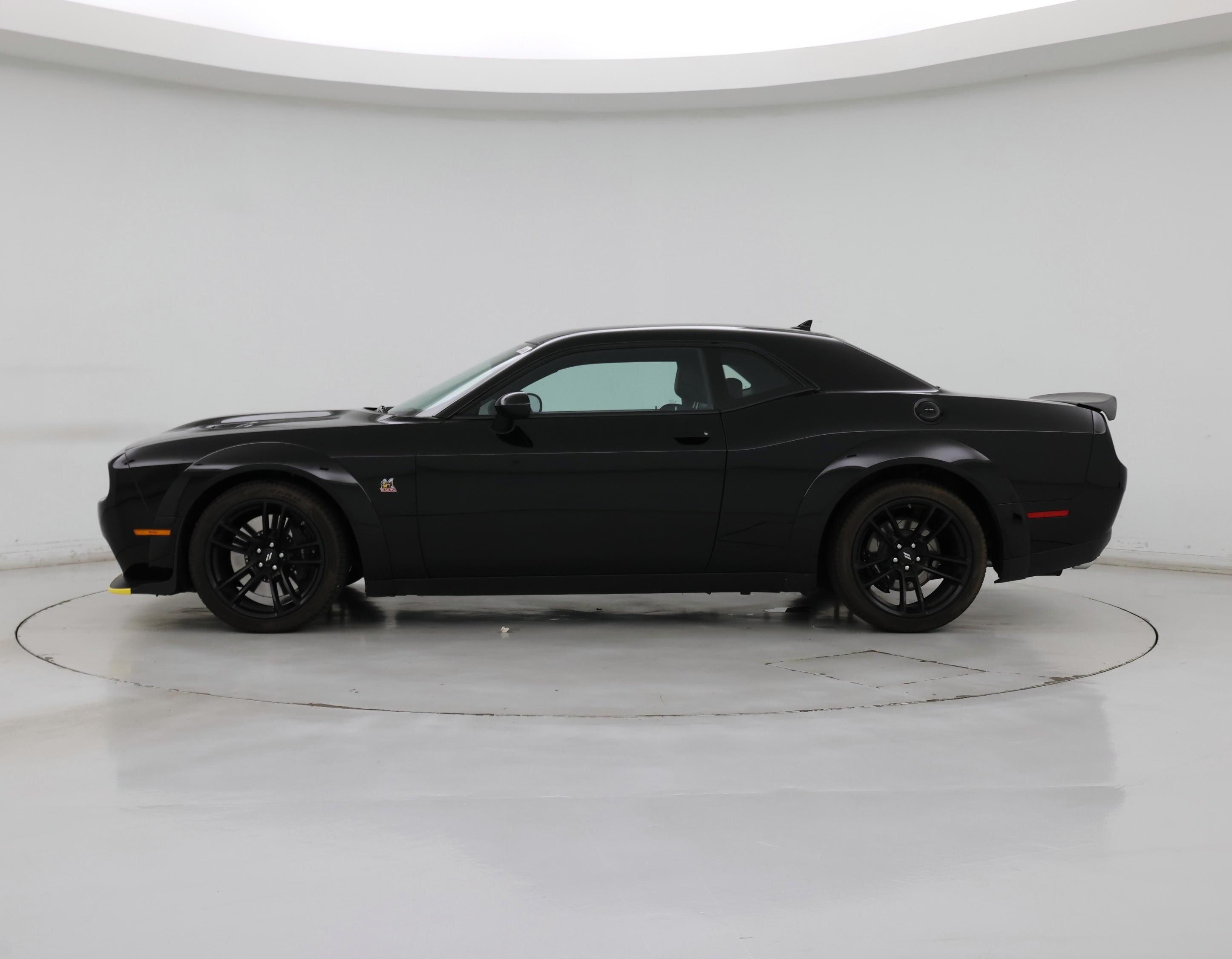 Thumbnail: 2020 Dodge Challenger - 3