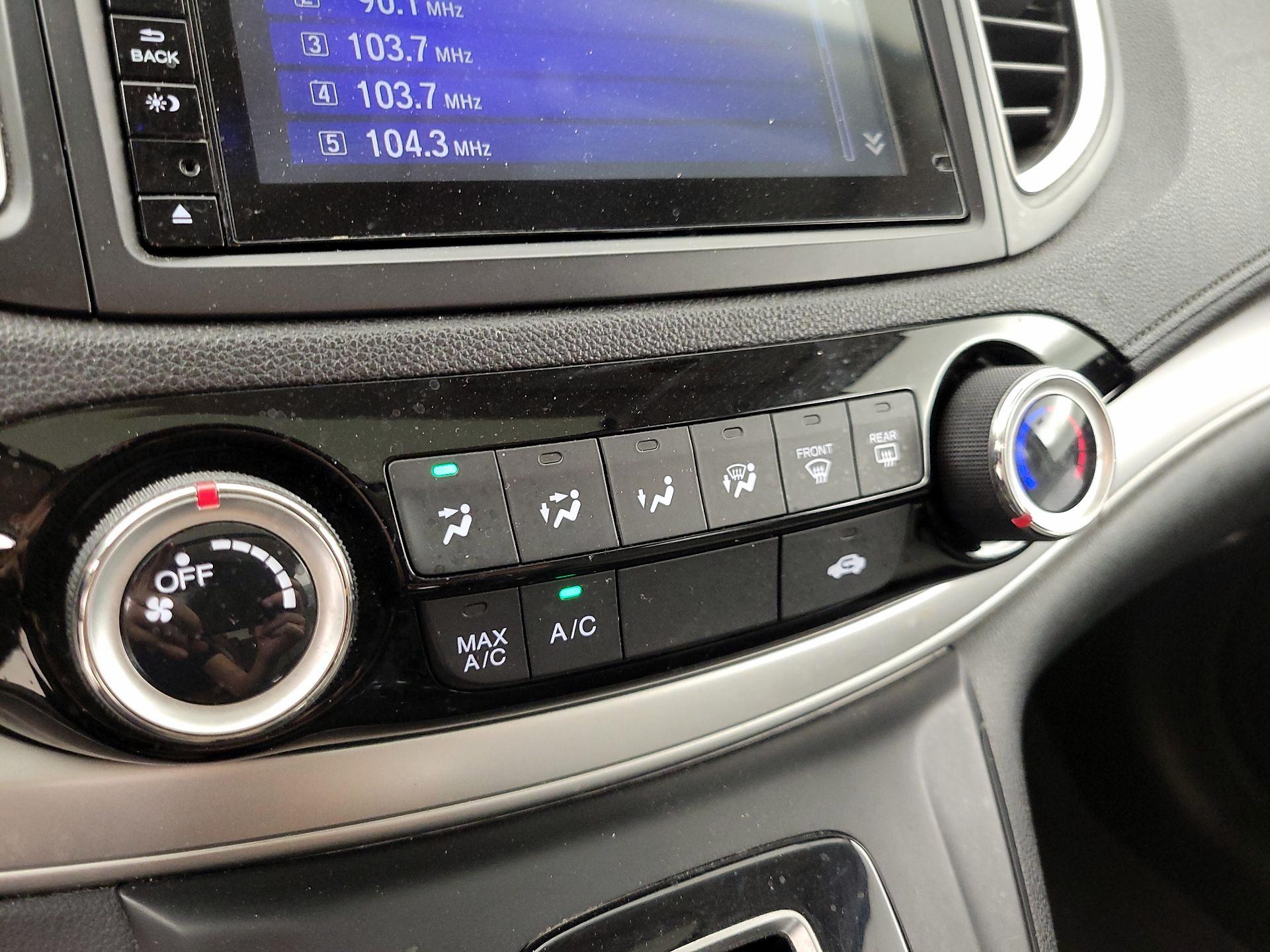 Thumbnail: 2016 Honda CR-V - 16