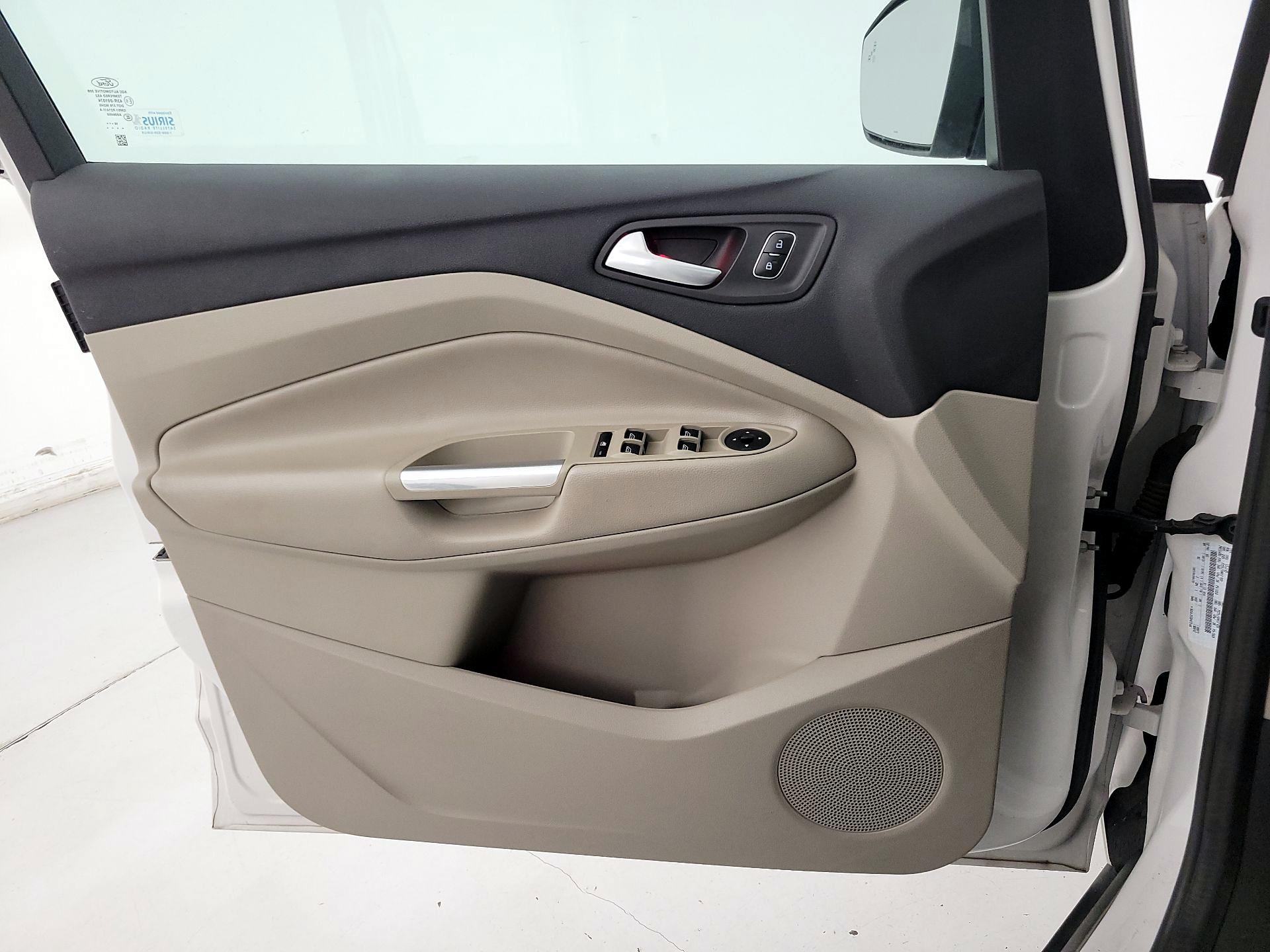 Thumbnail: 2017 Ford C-Max - 12