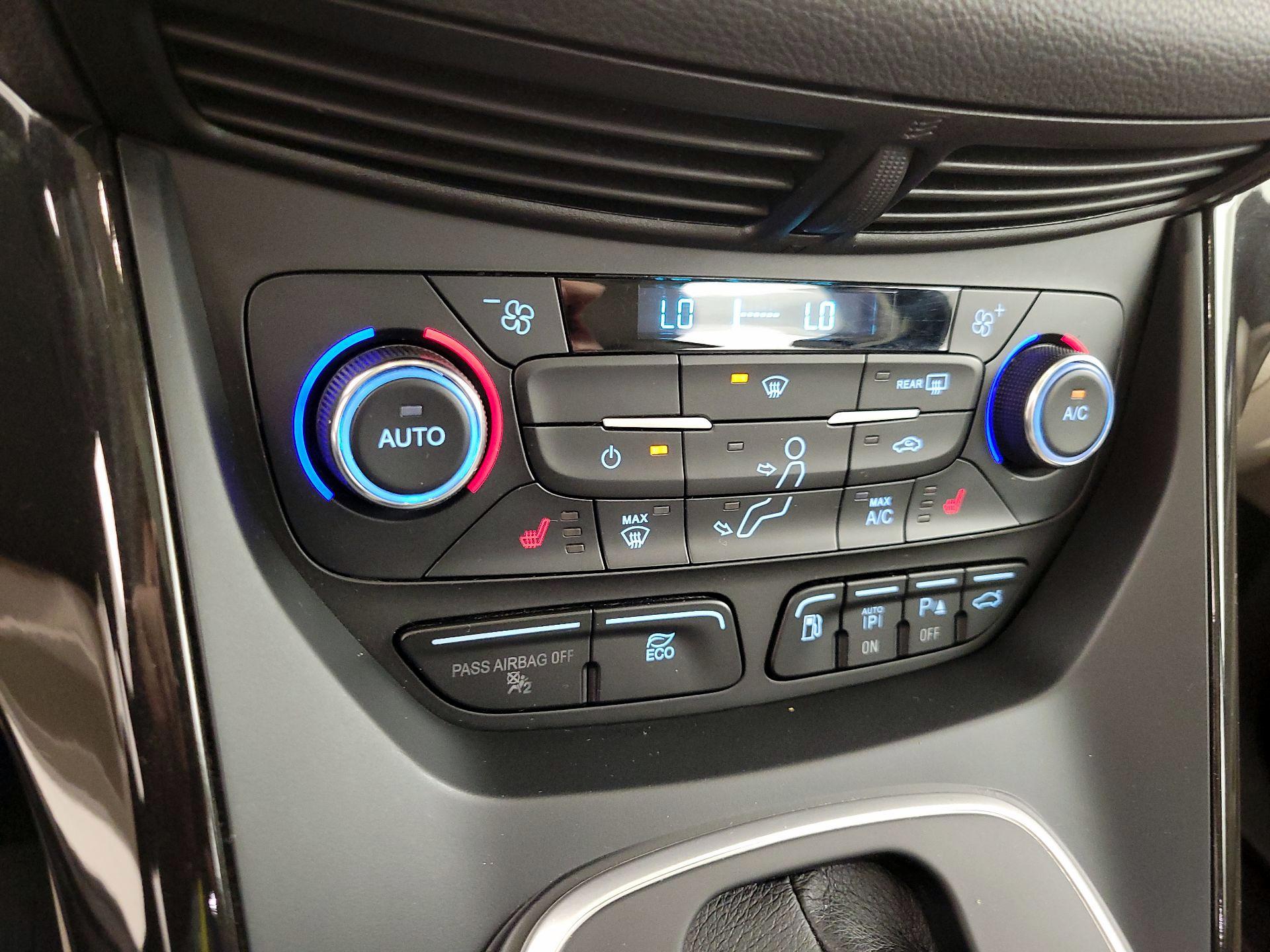 Thumbnail: 2017 Ford C-Max - 17