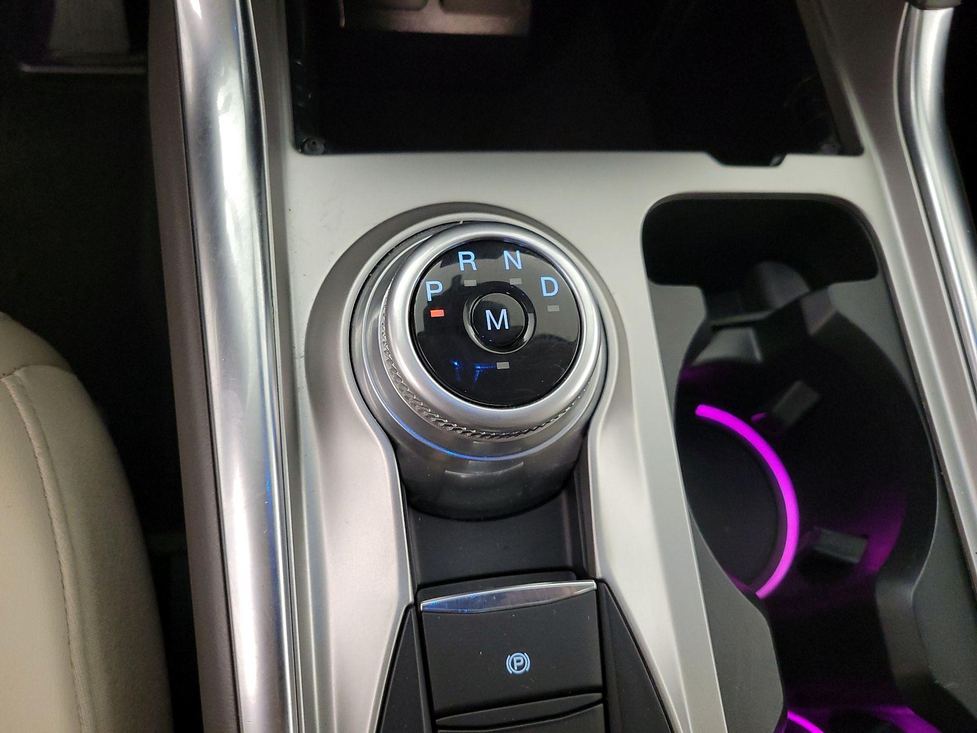 Thumbnail: 2021 Ford Explorer - 18