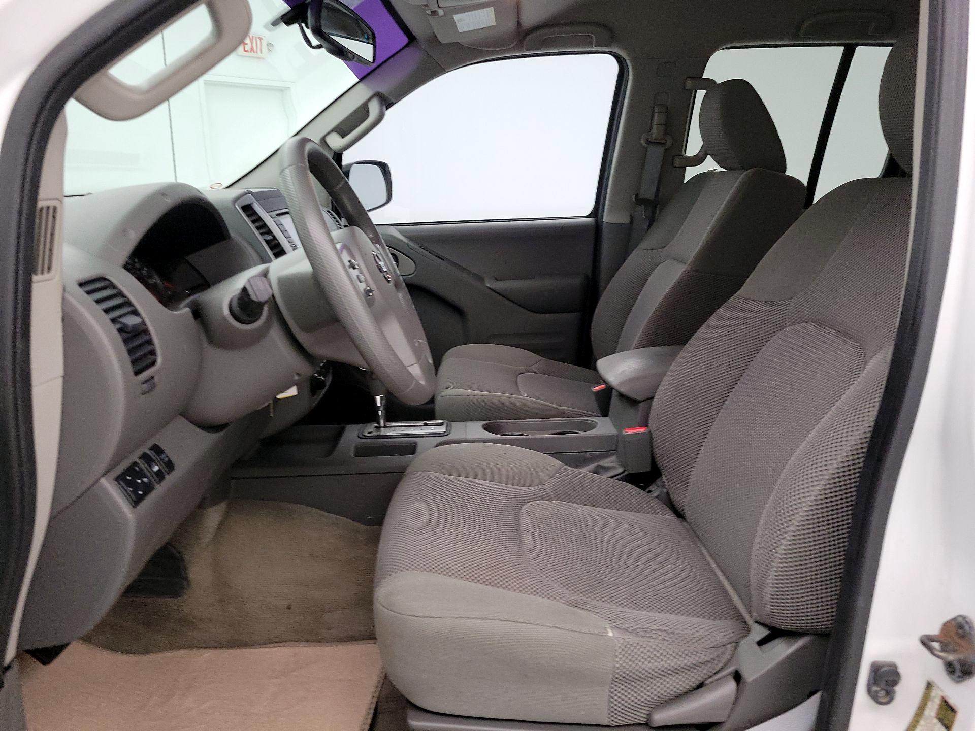 Thumbnail: 2015 Nissan Frontier - 11