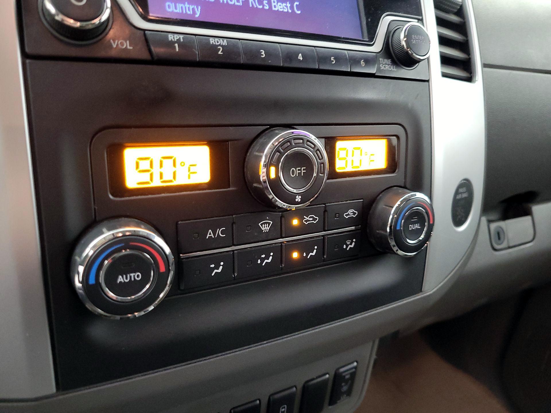 Thumbnail: 2015 Nissan Frontier - 16