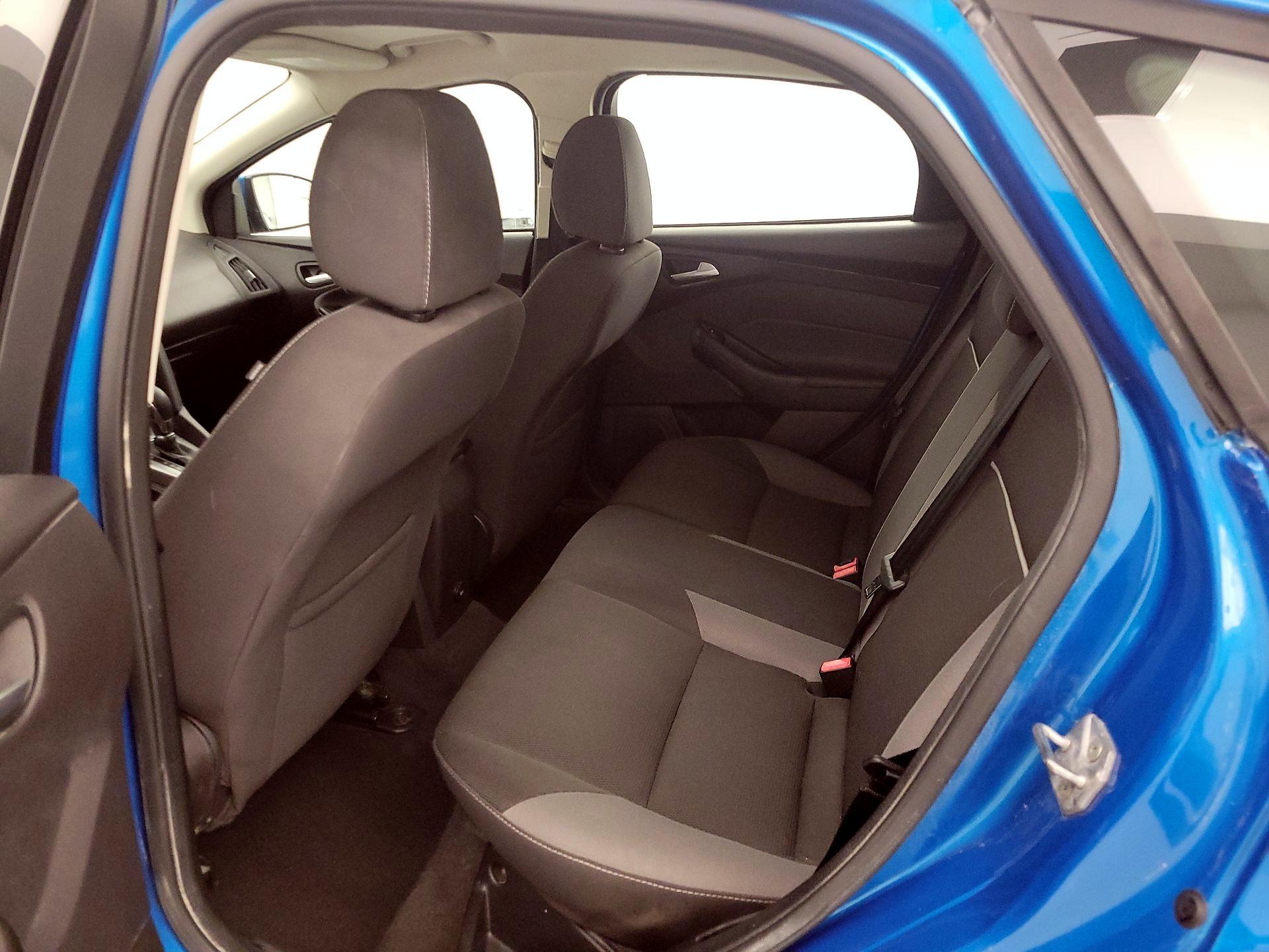 Thumbnail: 2014 Ford Focus - 18