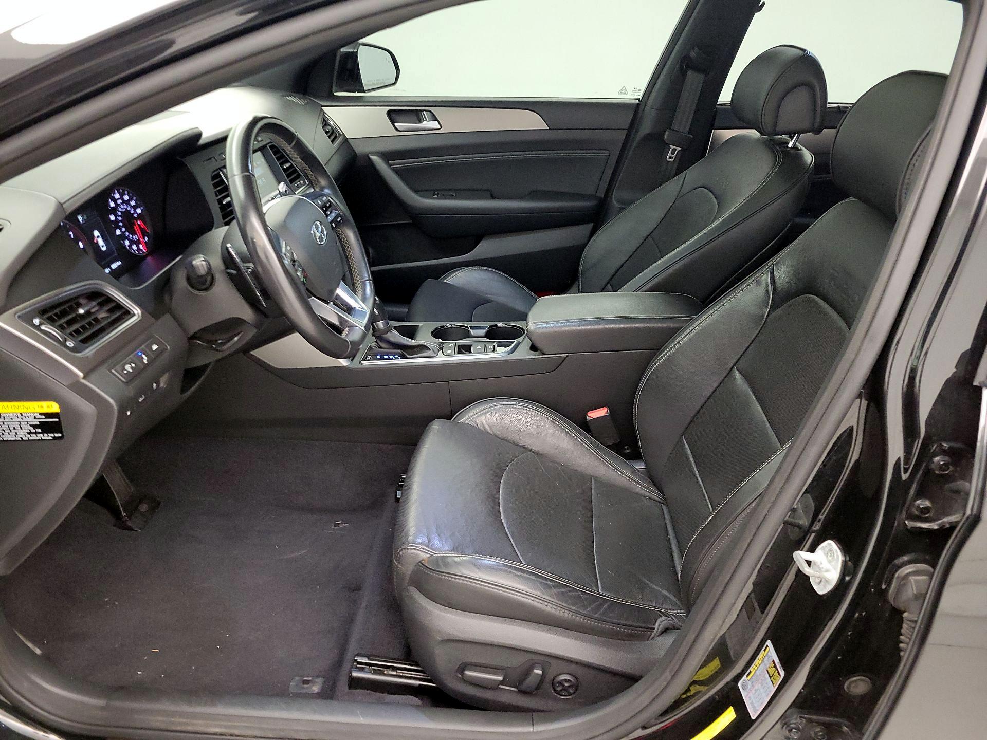 Thumbnail: 2015 Hyundai Sonata - 11