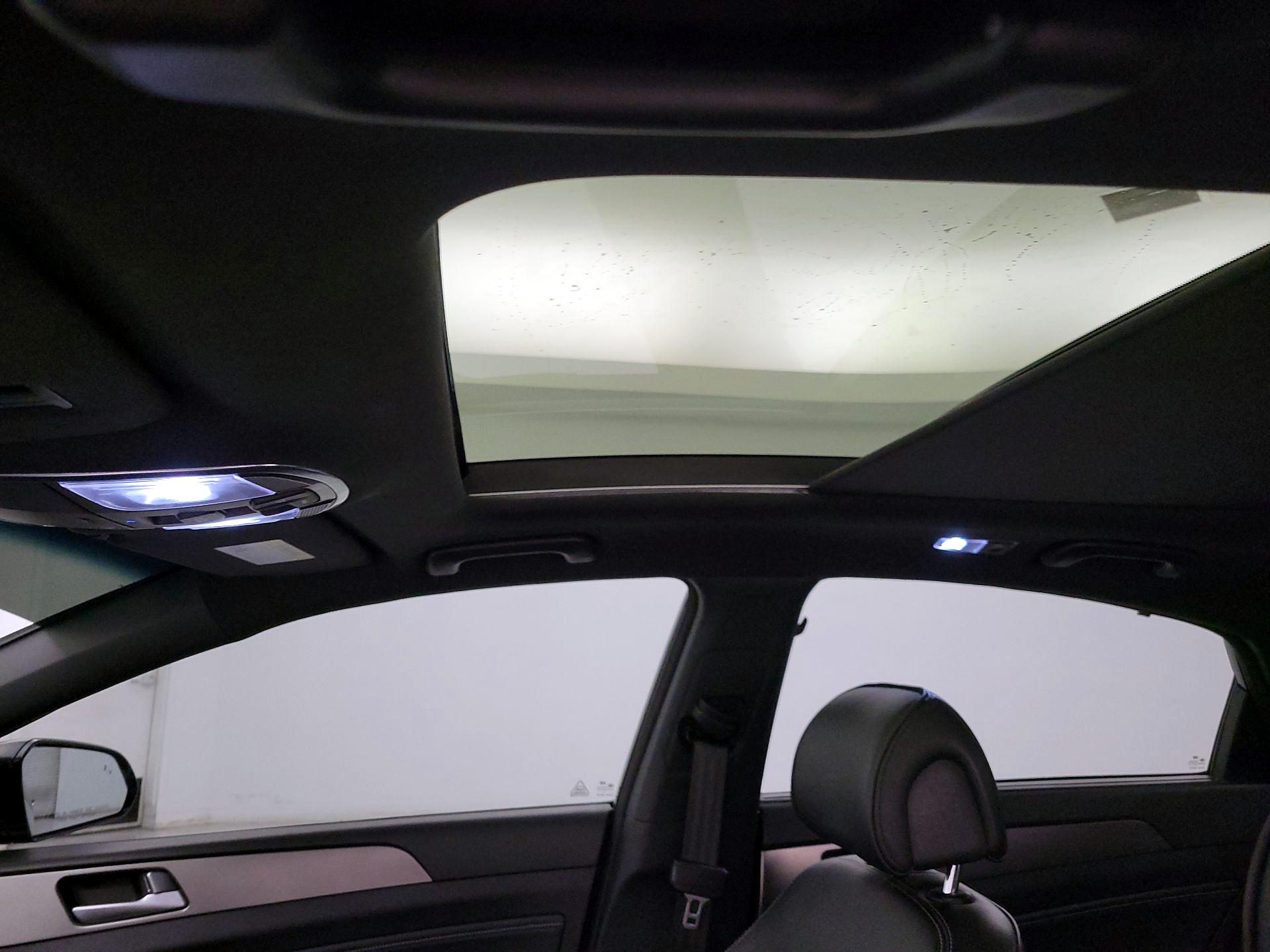Thumbnail: 2015 Hyundai Sonata - 19