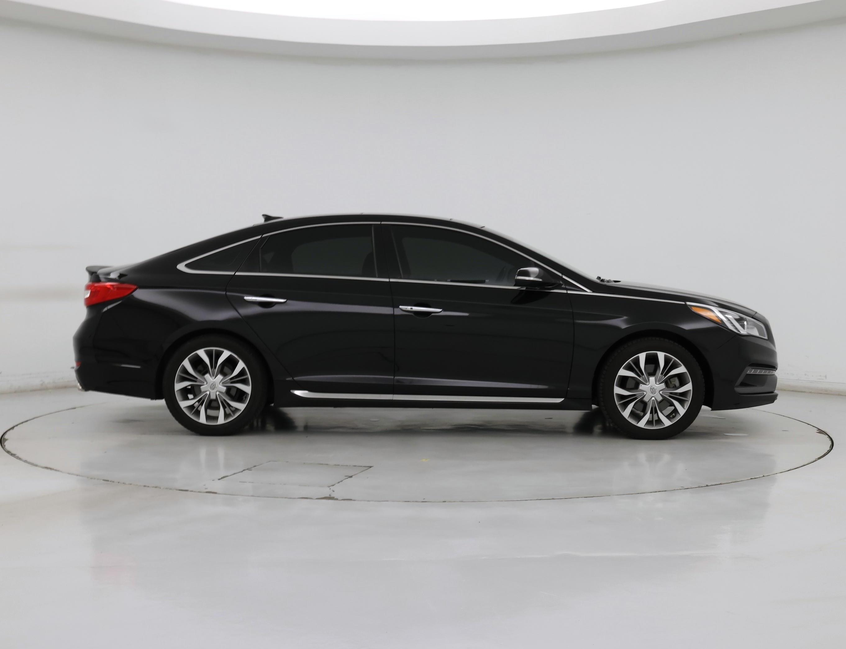Thumbnail: 2015 Hyundai Sonata - 7