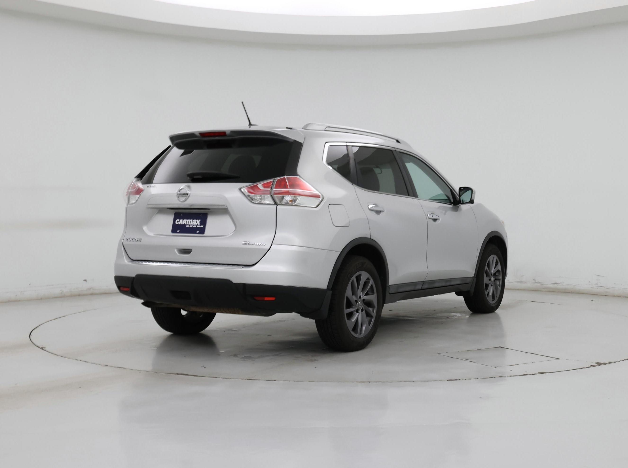 Thumbnail: 2016 Nissan Rogue - 8