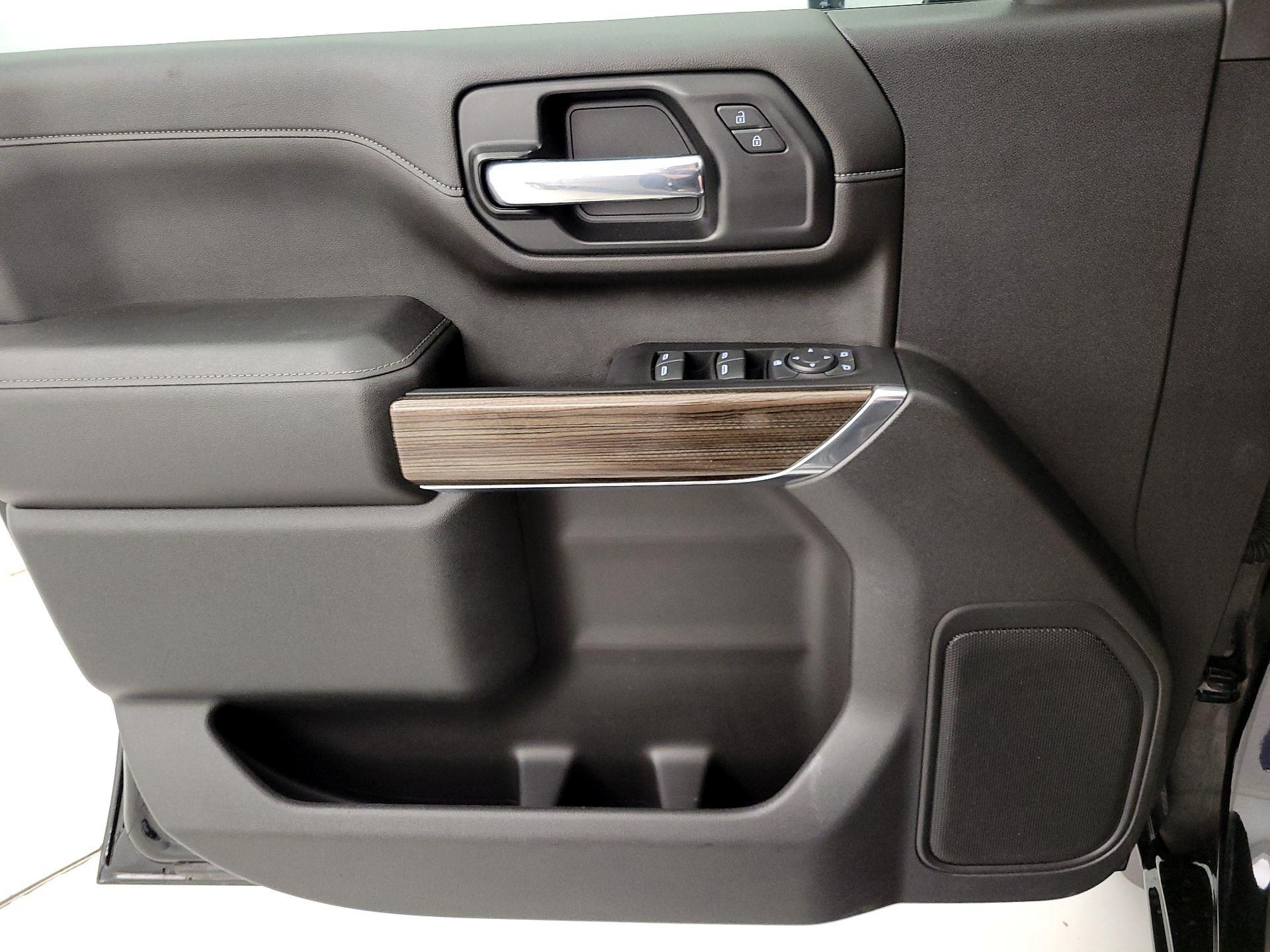 Thumbnail: 2022 Chevrolet Silverado 2500 - 12