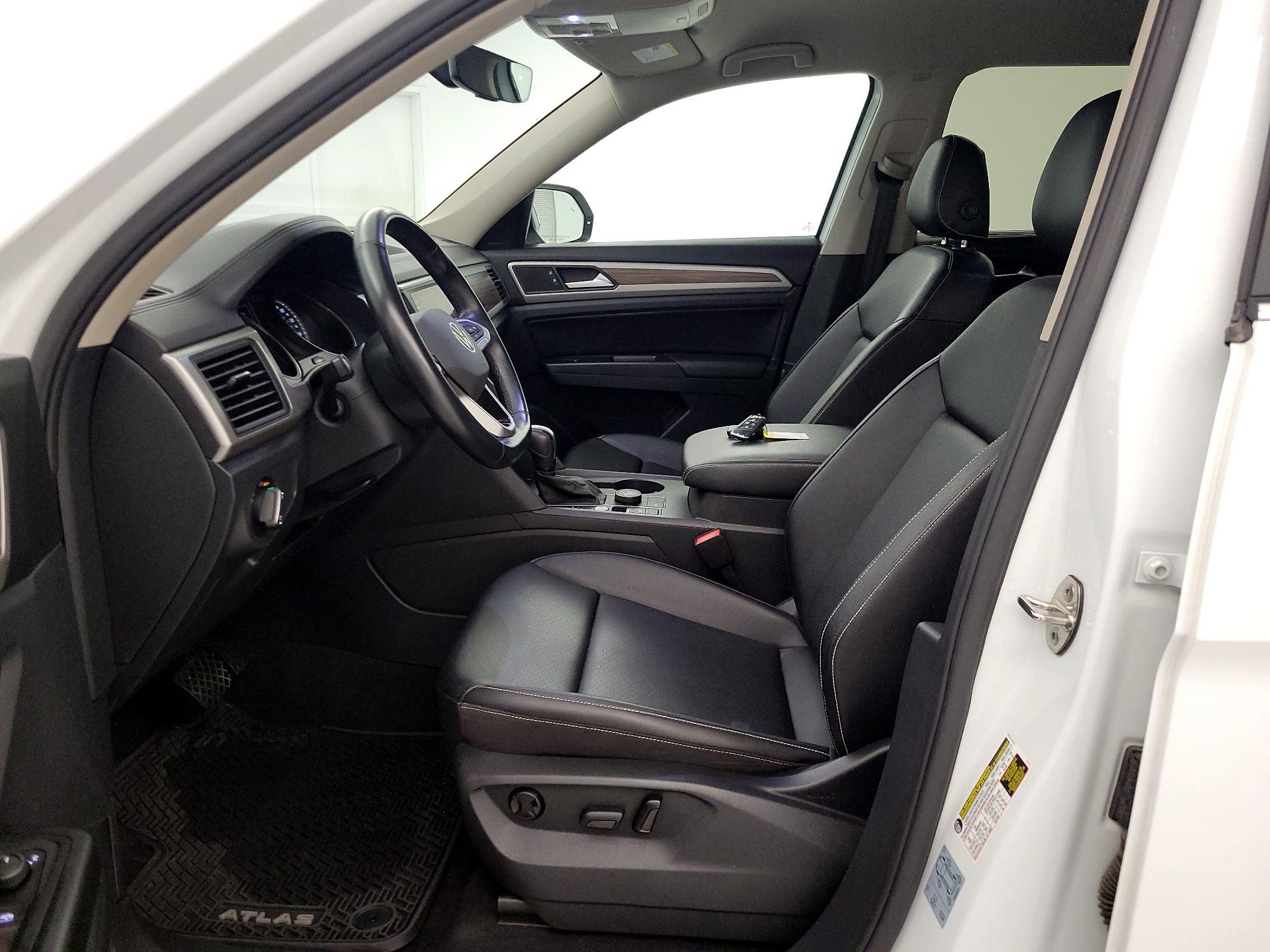 Thumbnail: 2021 Volkswagen Atlas - 11