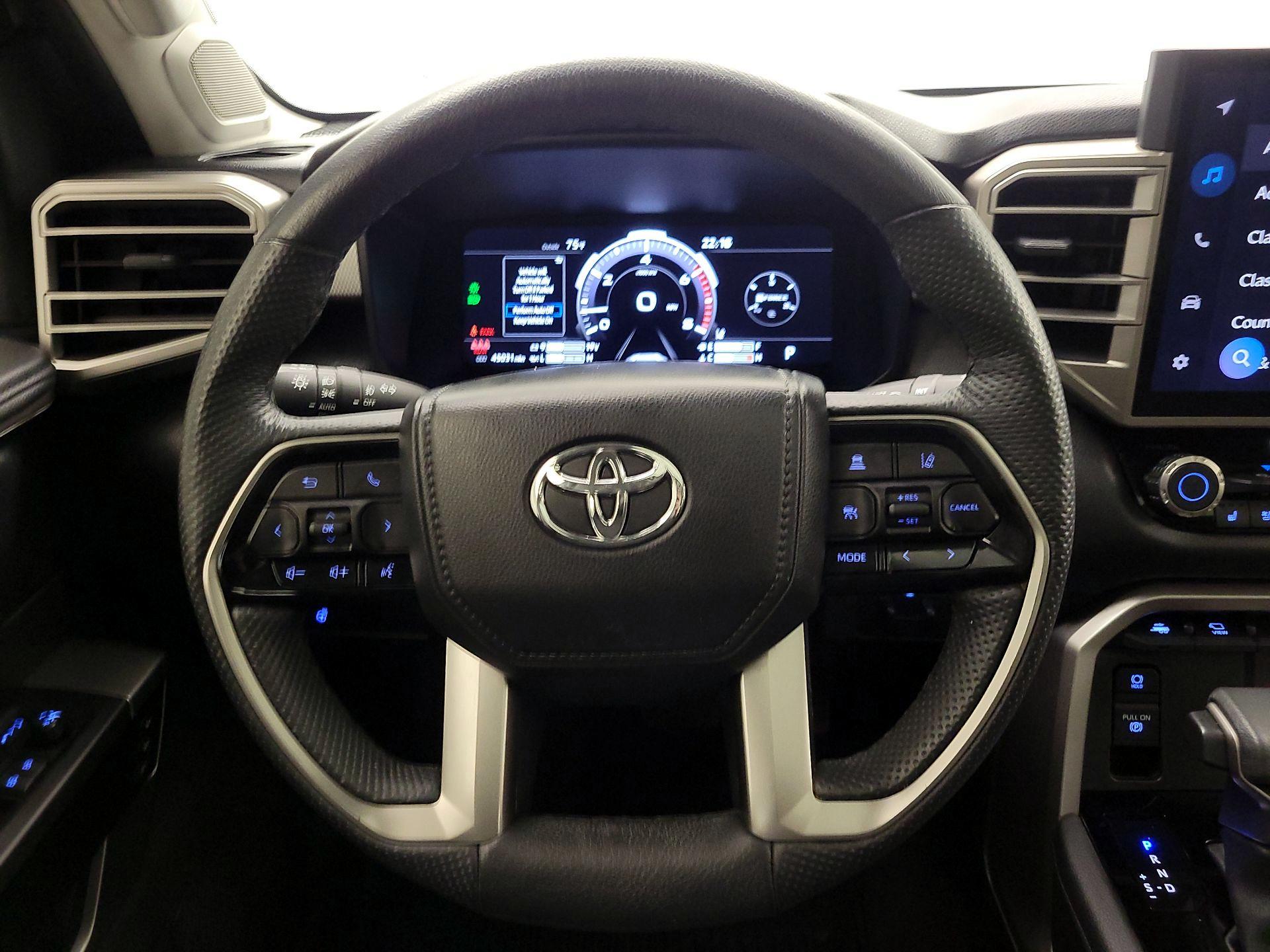 Thumbnail: 2024 Toyota Tundra - 10
