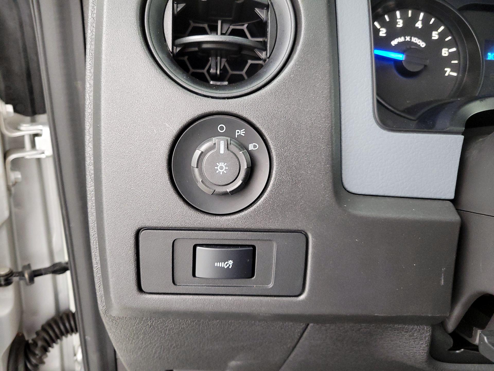 Thumbnail: 2014 Ford F-150 - 13