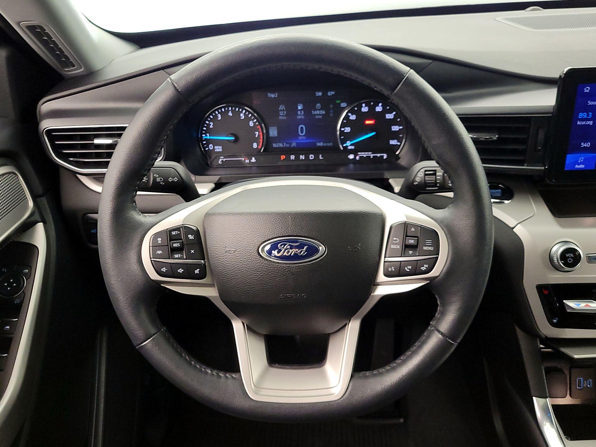 Thumbnail: 2023 Ford Explorer - 10