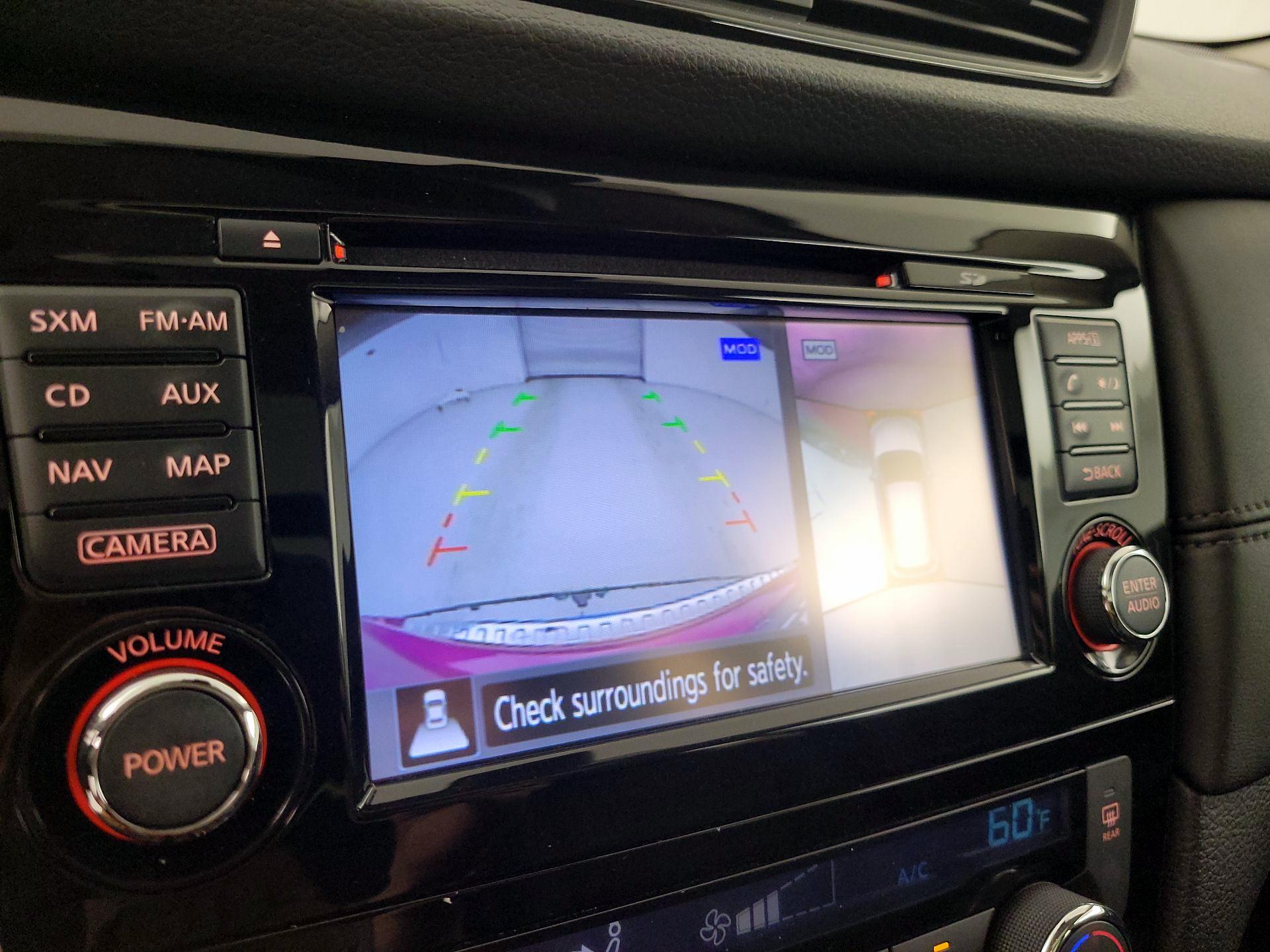 Thumbnail: 2017 Nissan Rogue - 15