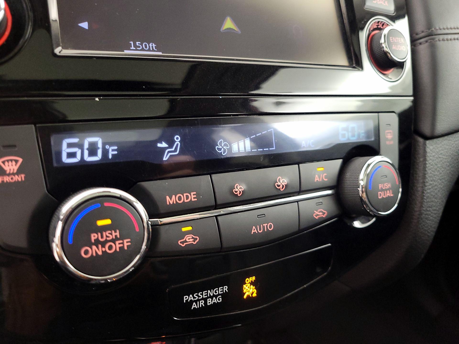 Thumbnail: 2017 Nissan Rogue - 17