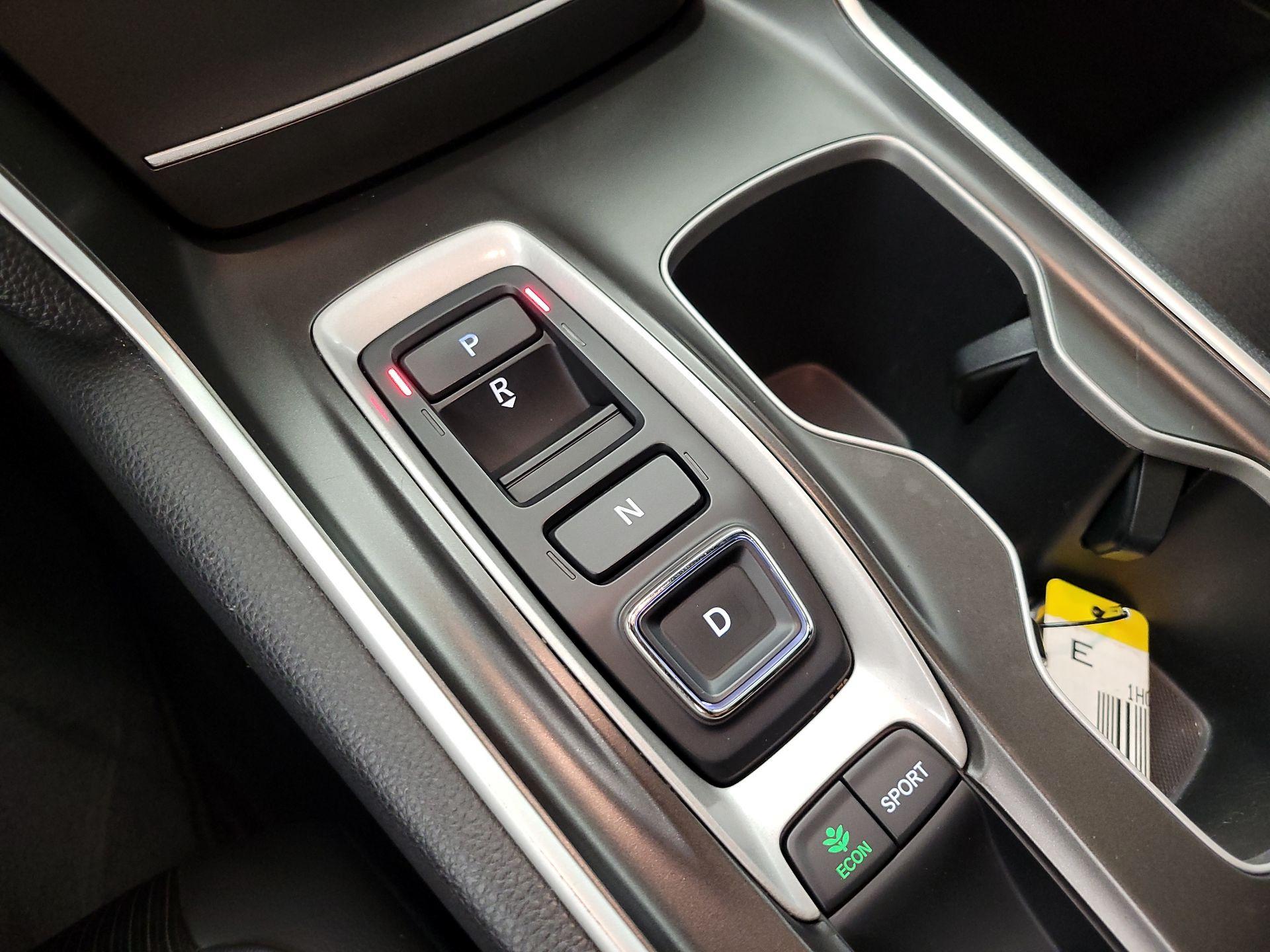 Thumbnail: 2018 Honda Accord - 17