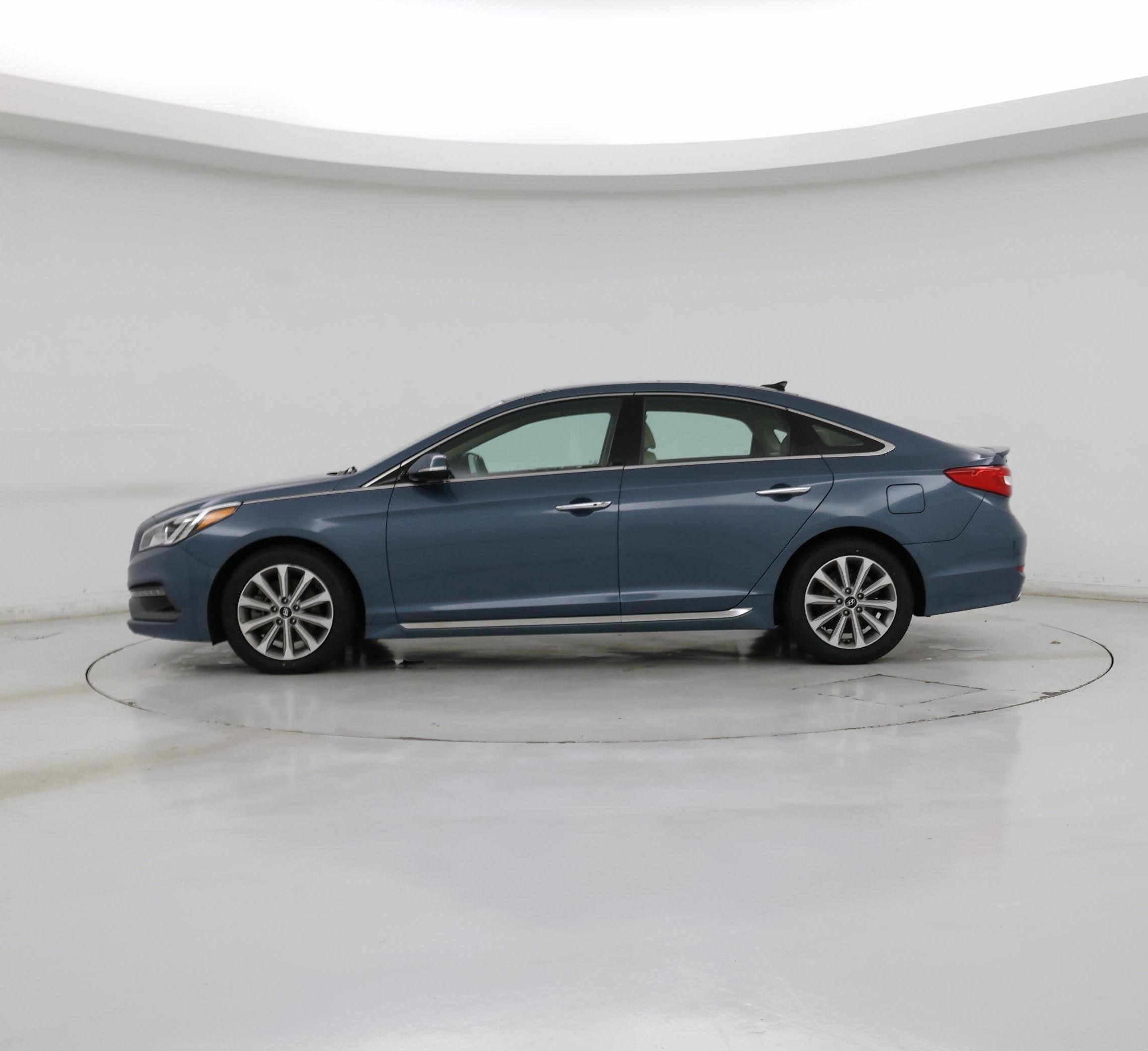 Thumbnail: 2016 Hyundai Sonata - 3