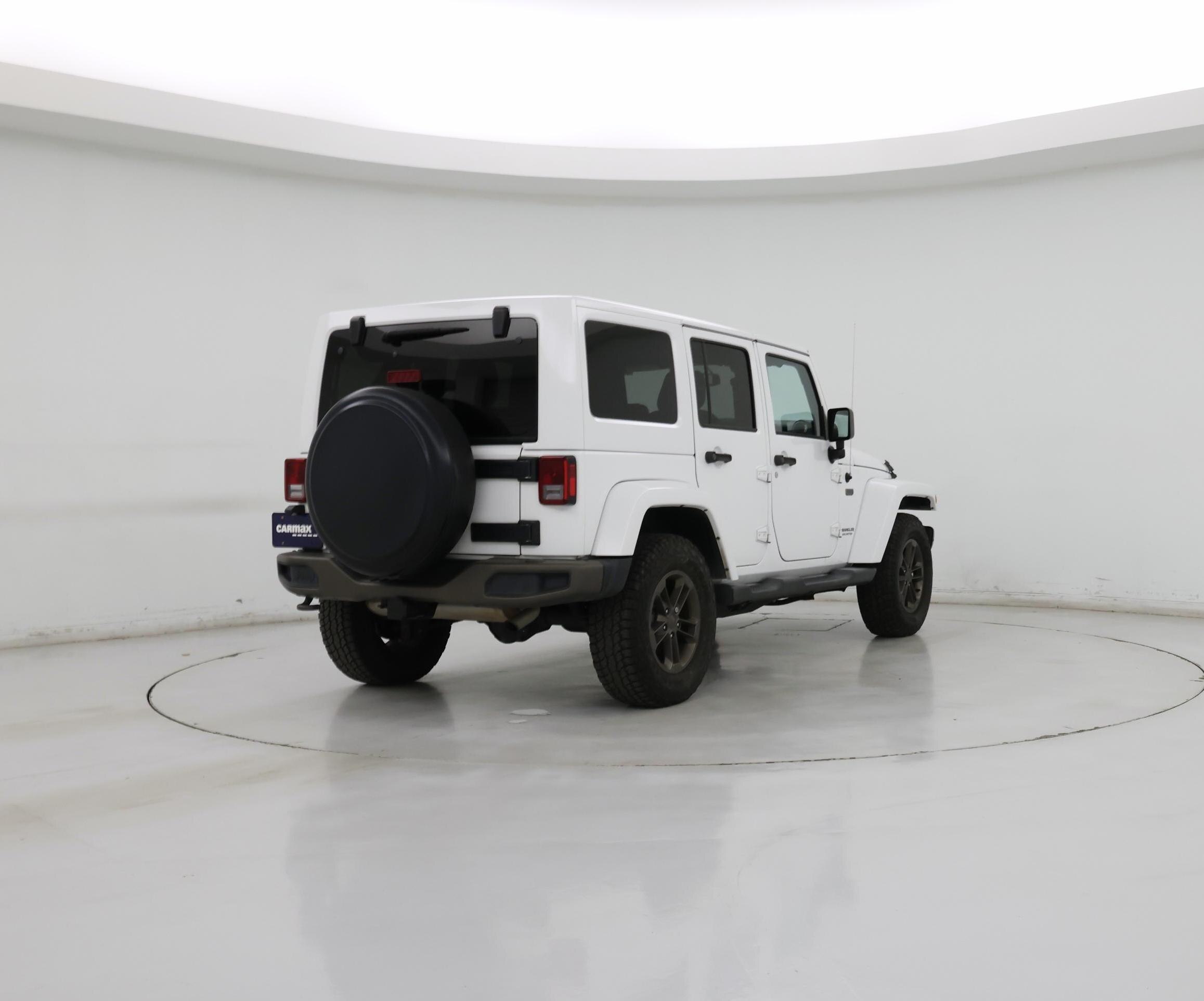 Thumbnail: 2016 Jeep Wrangler - 8