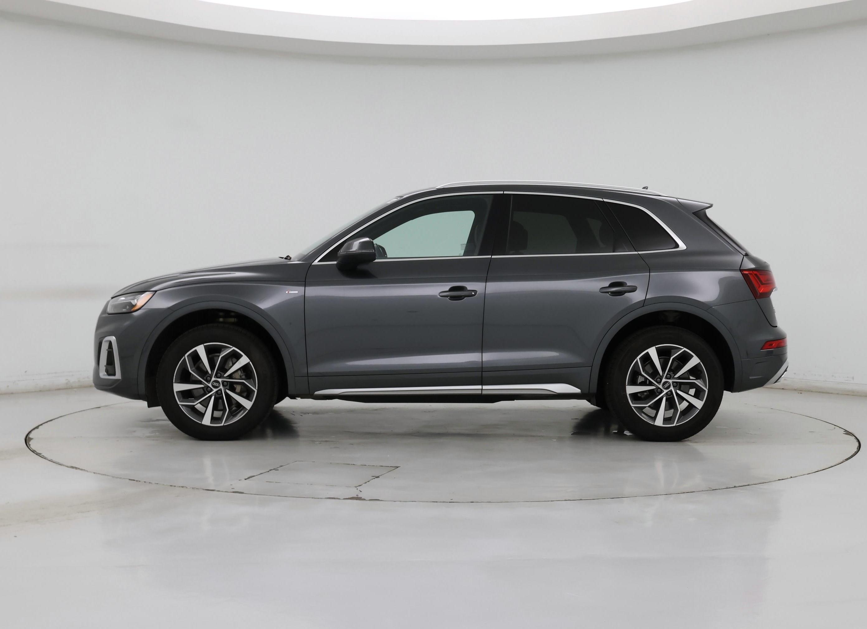Thumbnail: 2022 Audi Q5 - 3