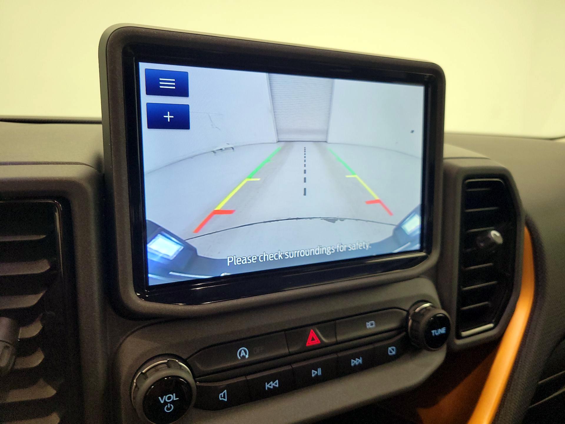 Thumbnail: 2022 Ford Bronco Sport - 14