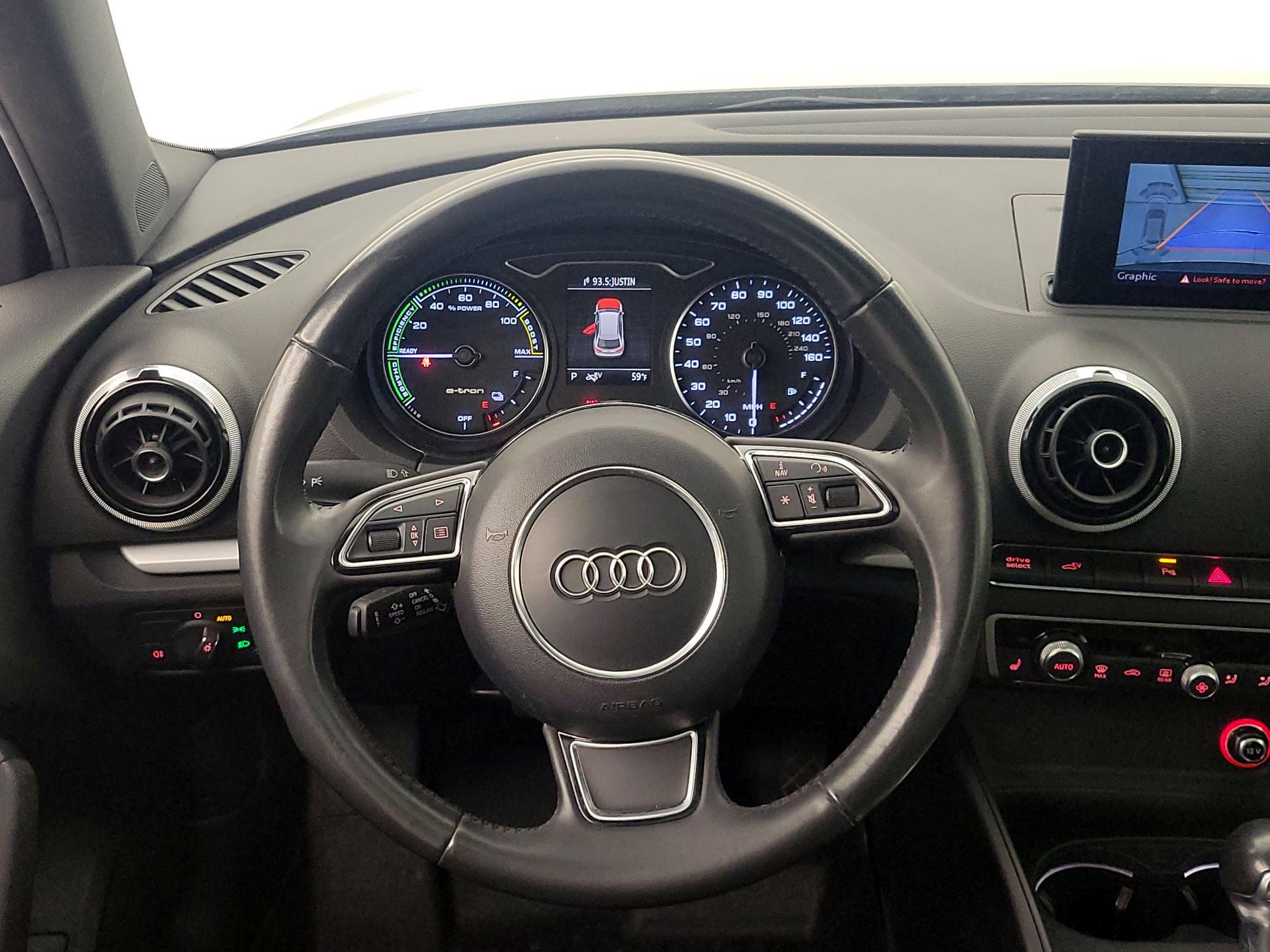 Thumbnail: 2016 Audi A3 - 10